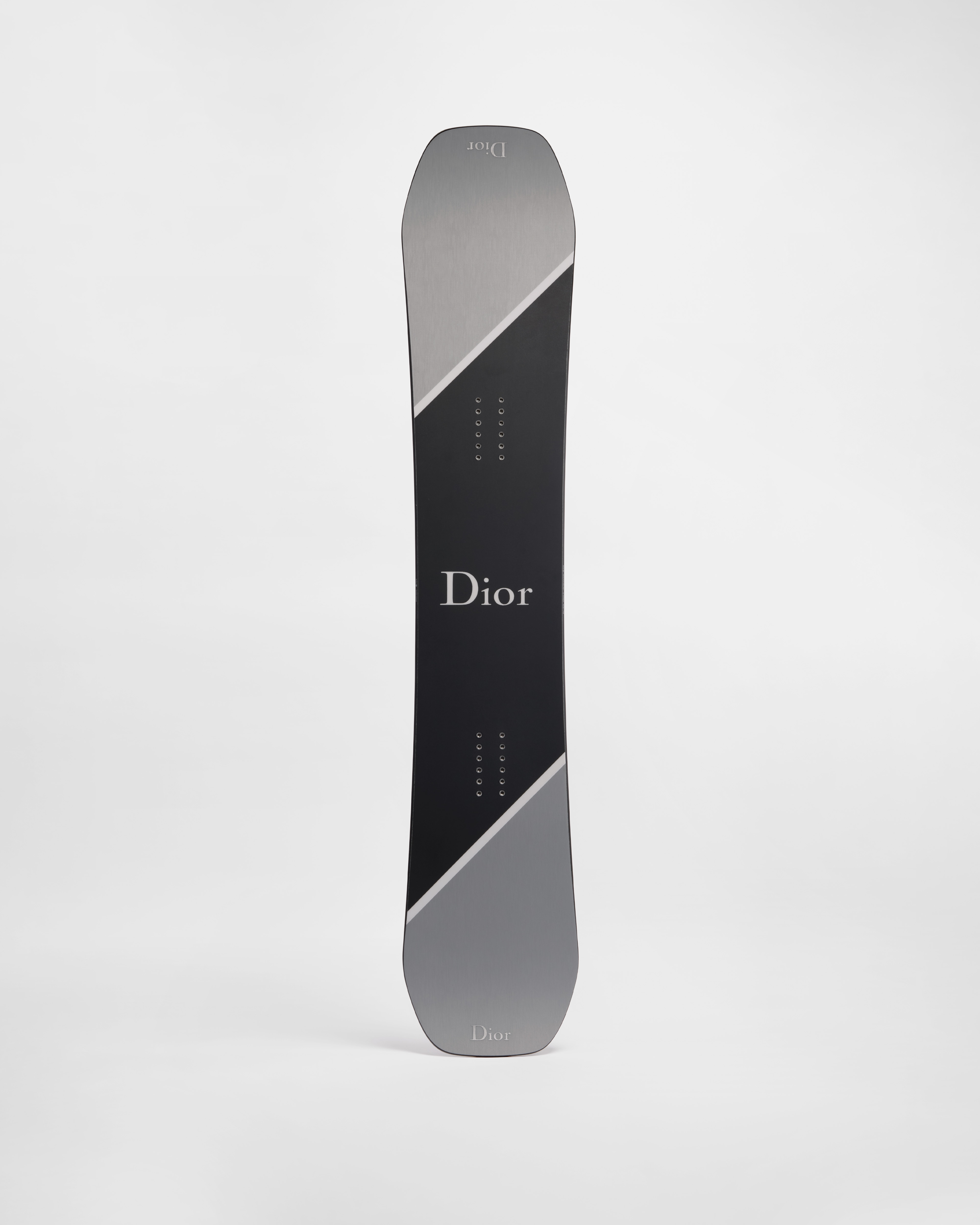 Dior and Factory 9 Snowboard – LIMITIERTE UND NUMMERIERTE EDITION Schwarz und gebürstete Aluminiumoptik, 161 cm E01