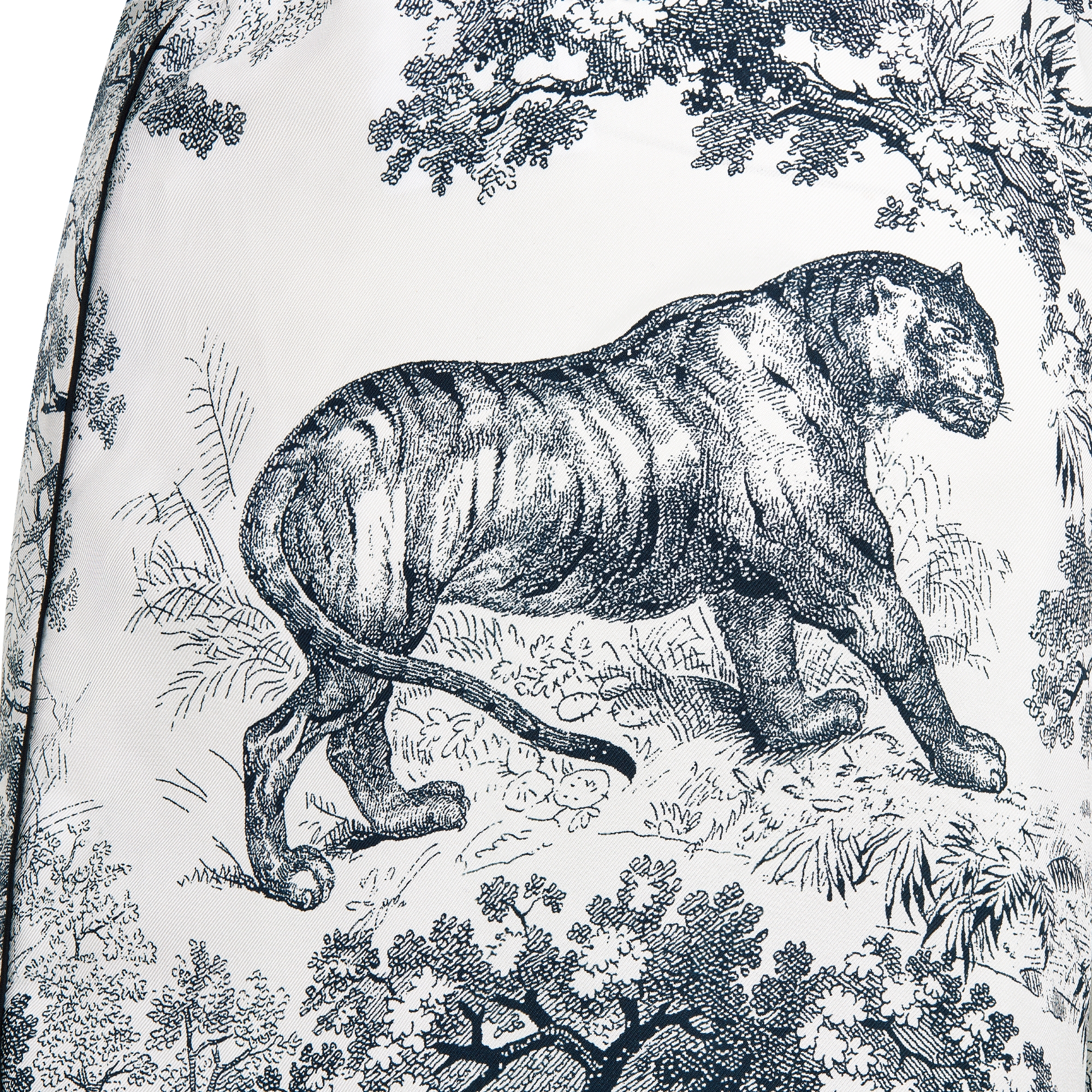 Dior Chez Moi 쇼츠 화이트 & 네이비 블루 Toile de Jouy 실크 트윌 E09