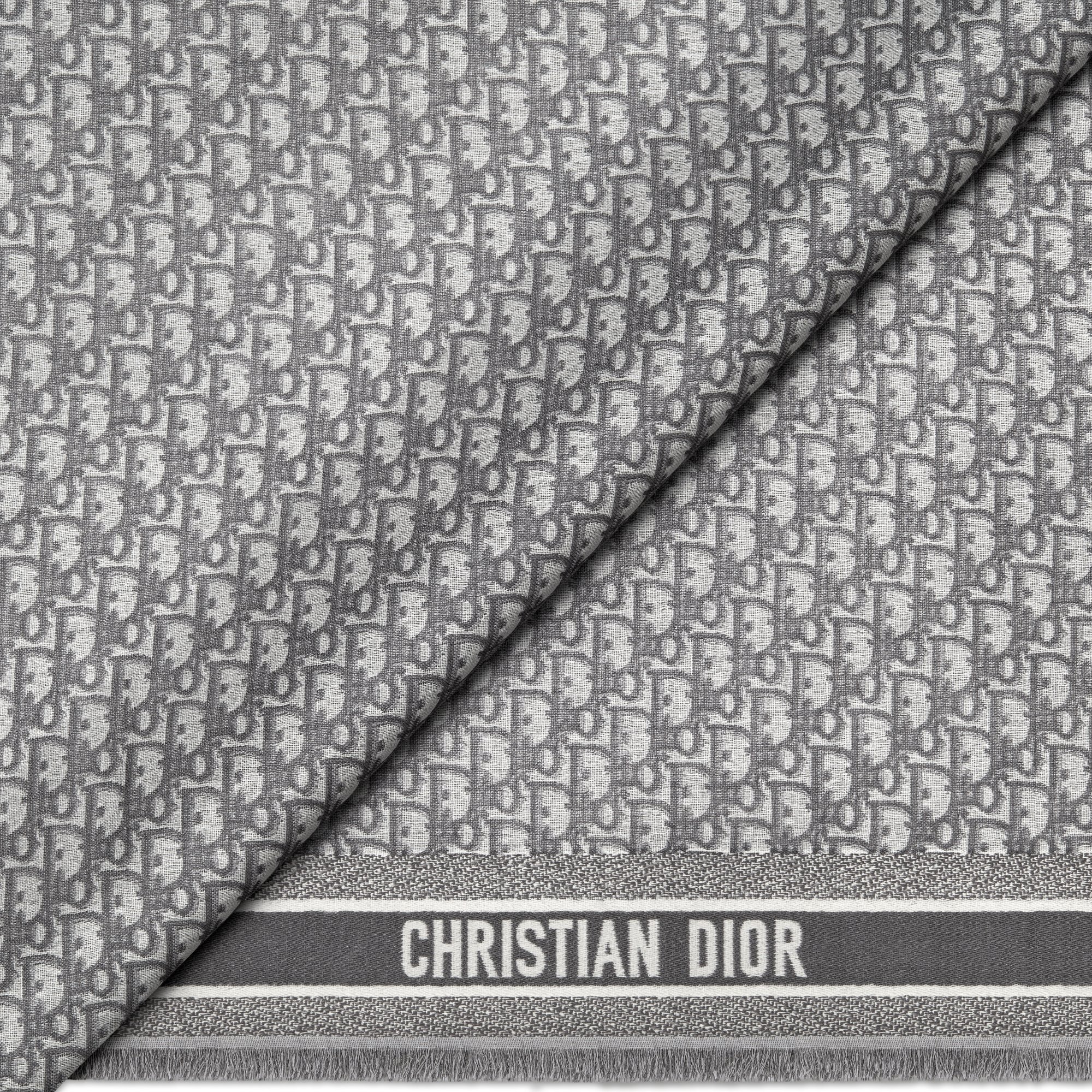 Dior Oblique Shawl Detailed view