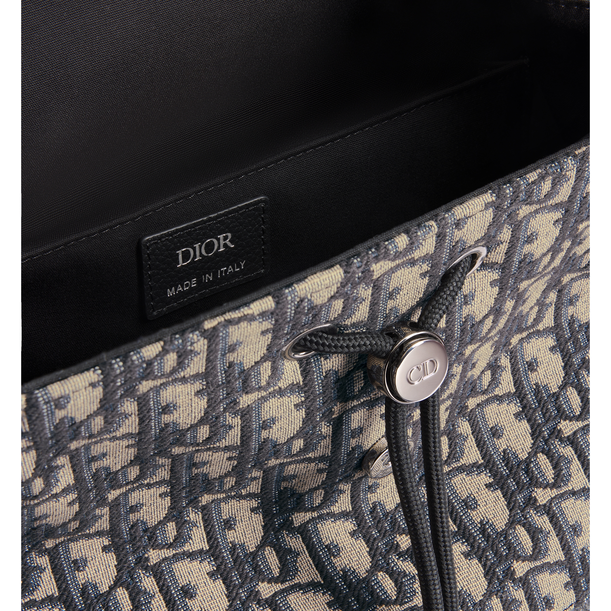 Saddle Backpack with Flap Beige and Black Dior Oblique Jacquard with Black Grained Calfskin E06