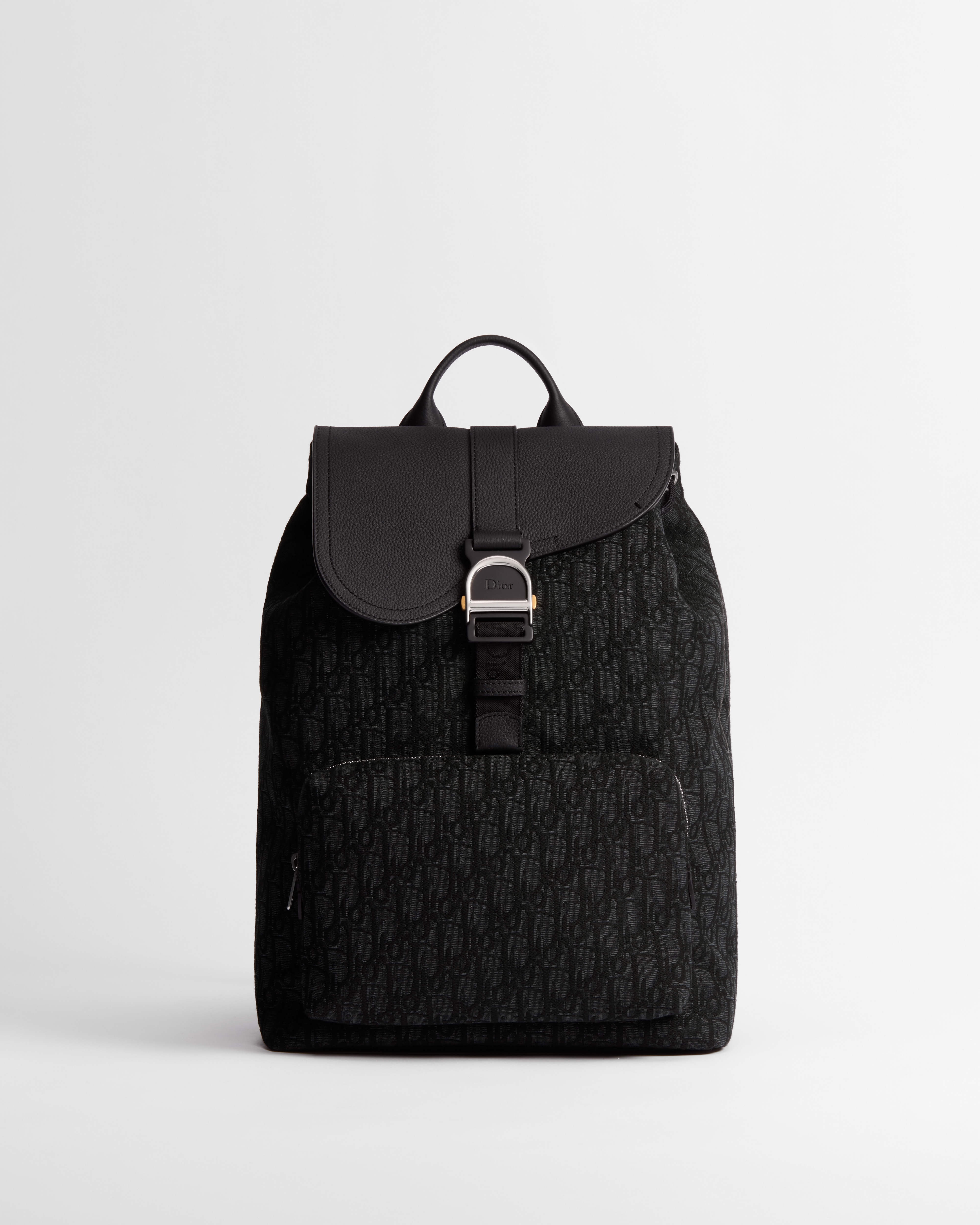 Sac à dos à rabat Saddle Heritage Toile jacquard Dior Oblique noir et cuir de veau grainé noir E01