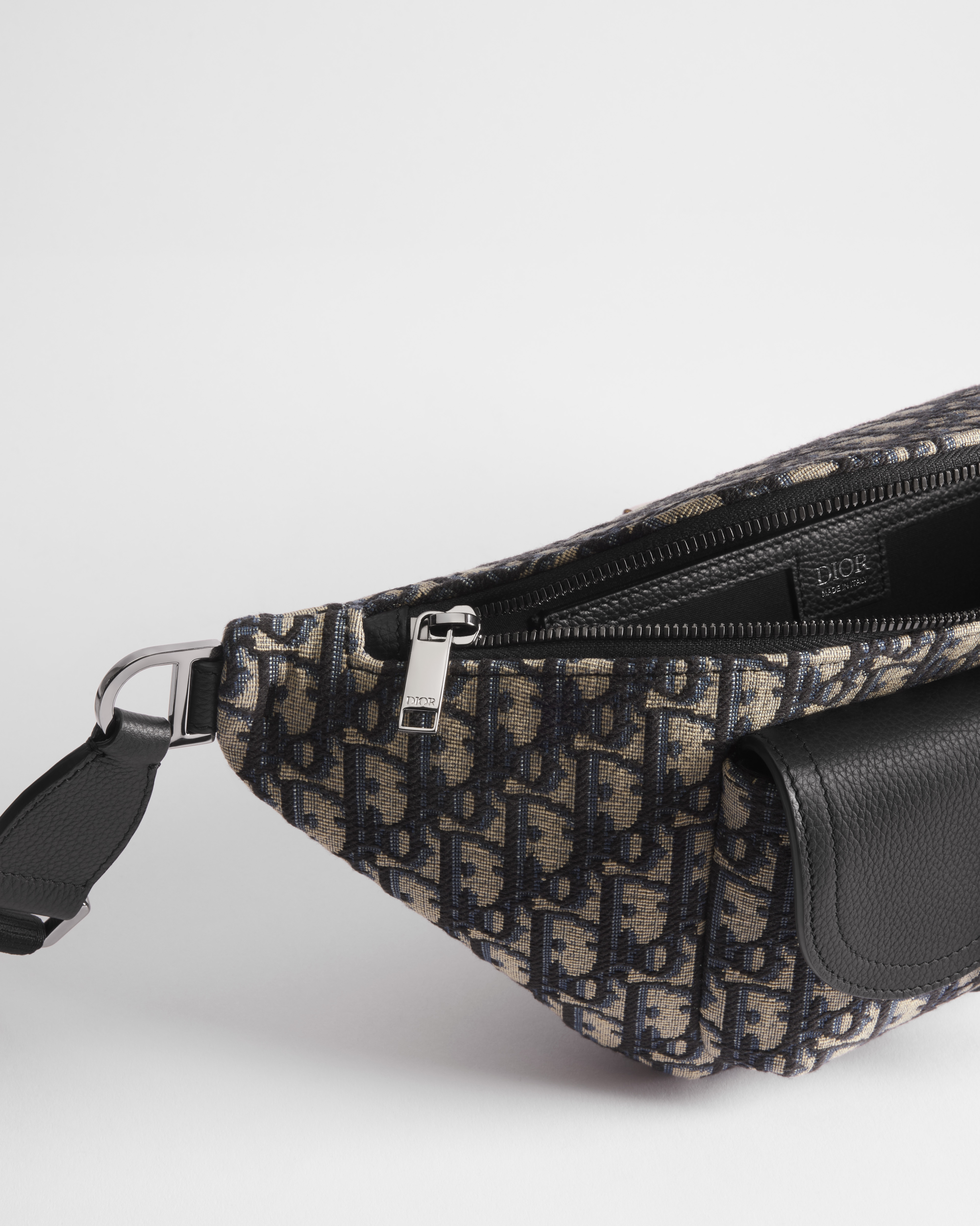 Saddle Belt Bag Beige and Black Dior Oblique Jacquard with Black Grained Calfskin E06