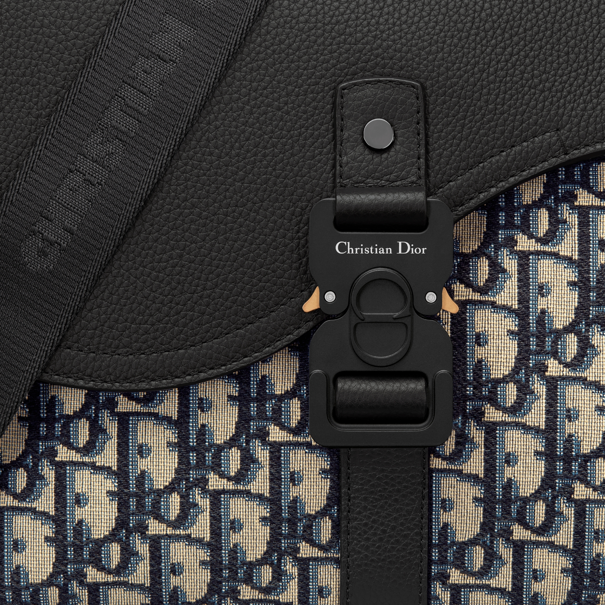 Middelgrote Saddle-schoudertas met flap Beige en zwarte Dior Oblique-jacquard met zwart generfd kalfsleer E09