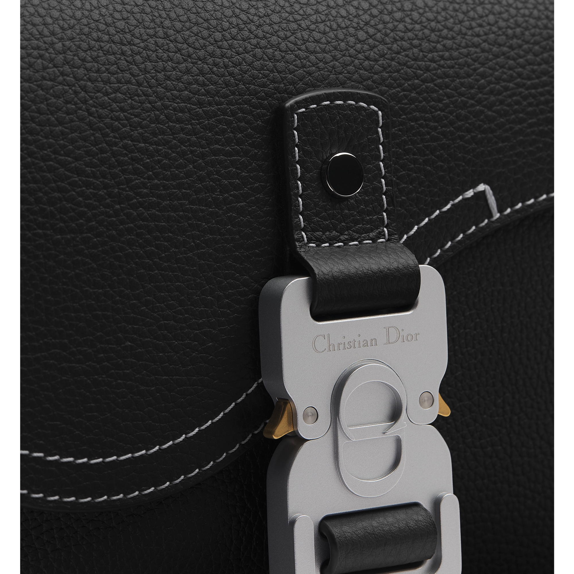 Small Saddle Messenger Bag with Flap Black Grained Calfskin E10