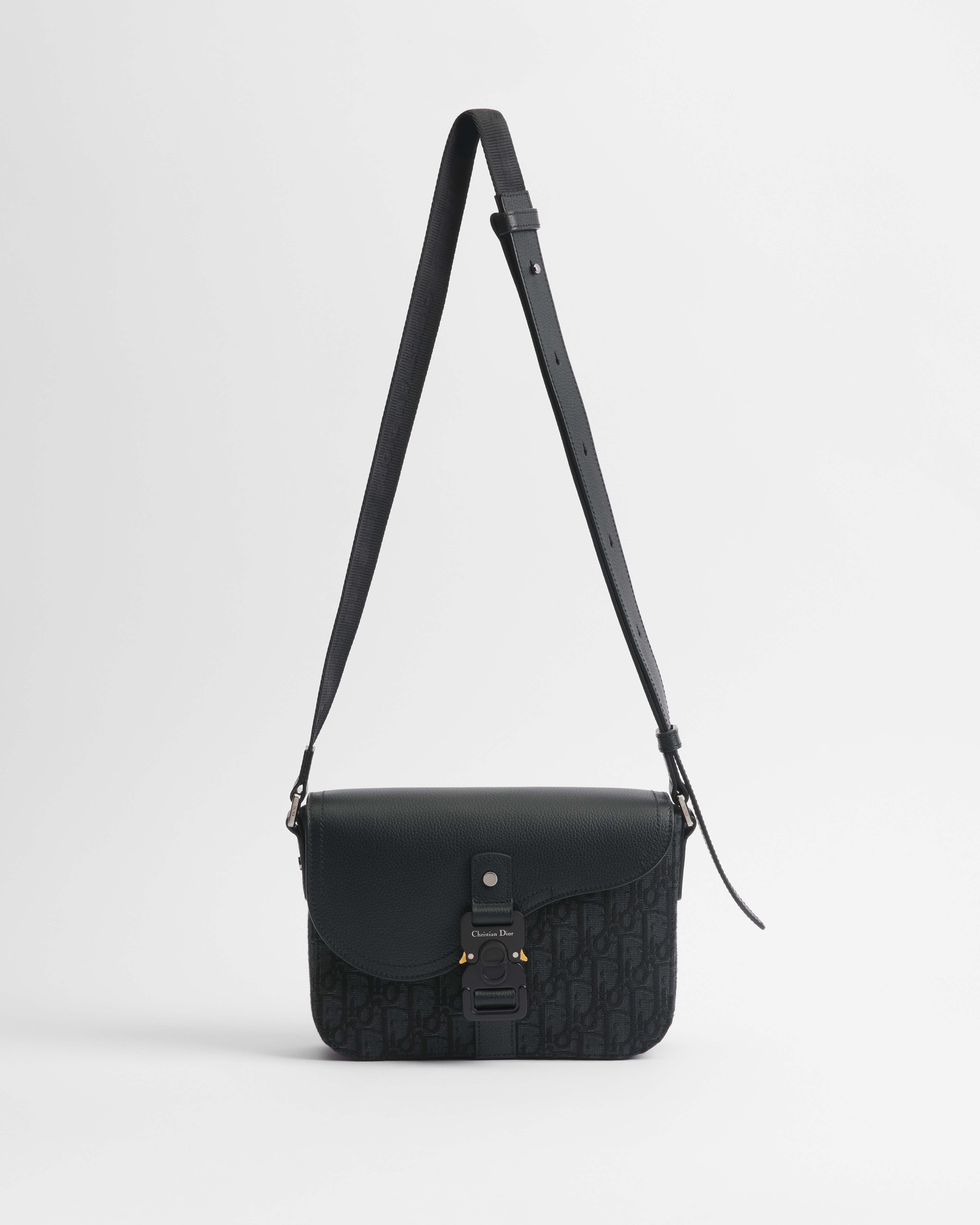 Small Saddle Messenger Bag with Flap Black Dior Oblique Jacquard and Black Grained Calfskin E07