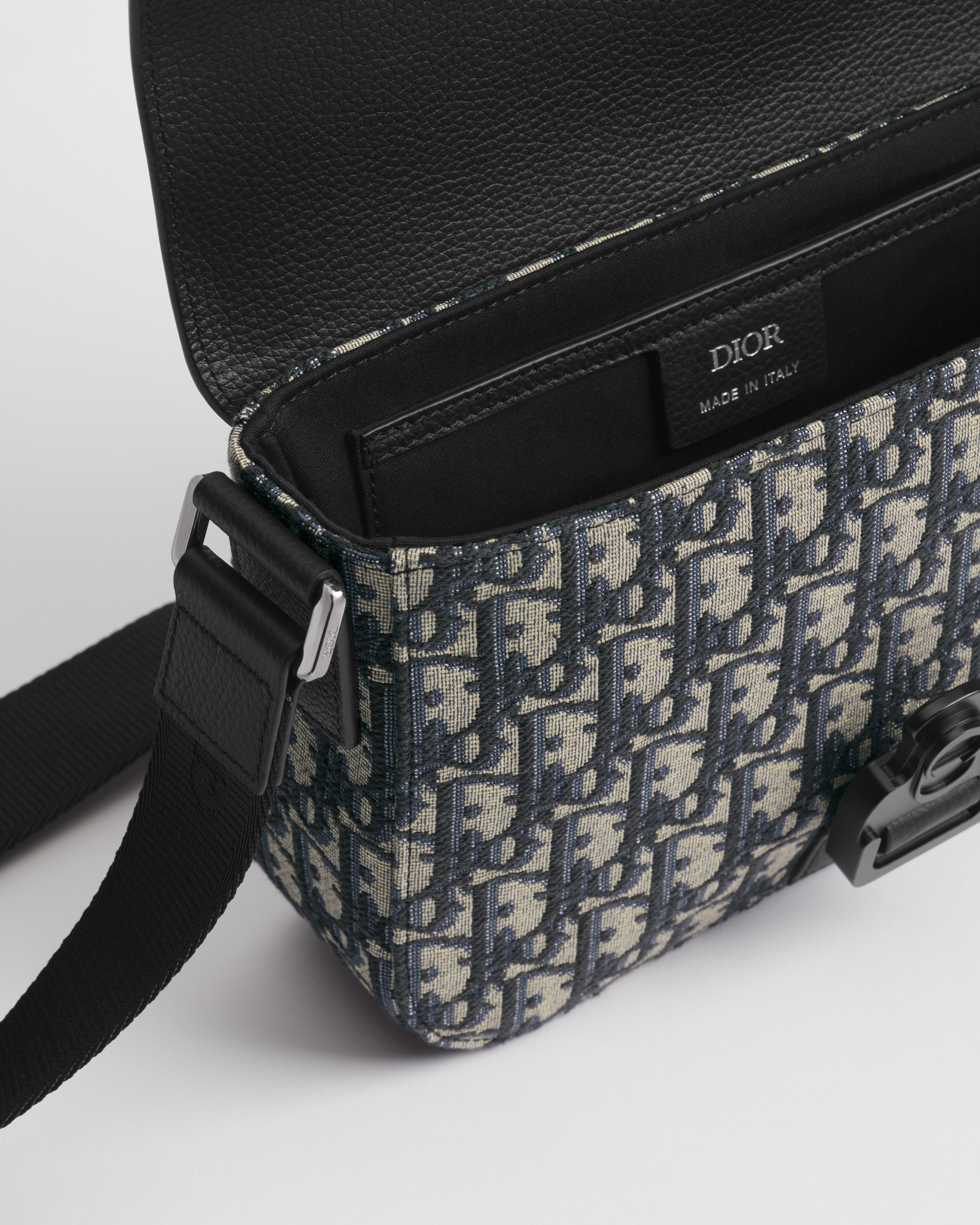 Small Saddle Messenger Bag with Flap Beige and Black Dior Oblique Jacquard with Black Grained Calfskin E06