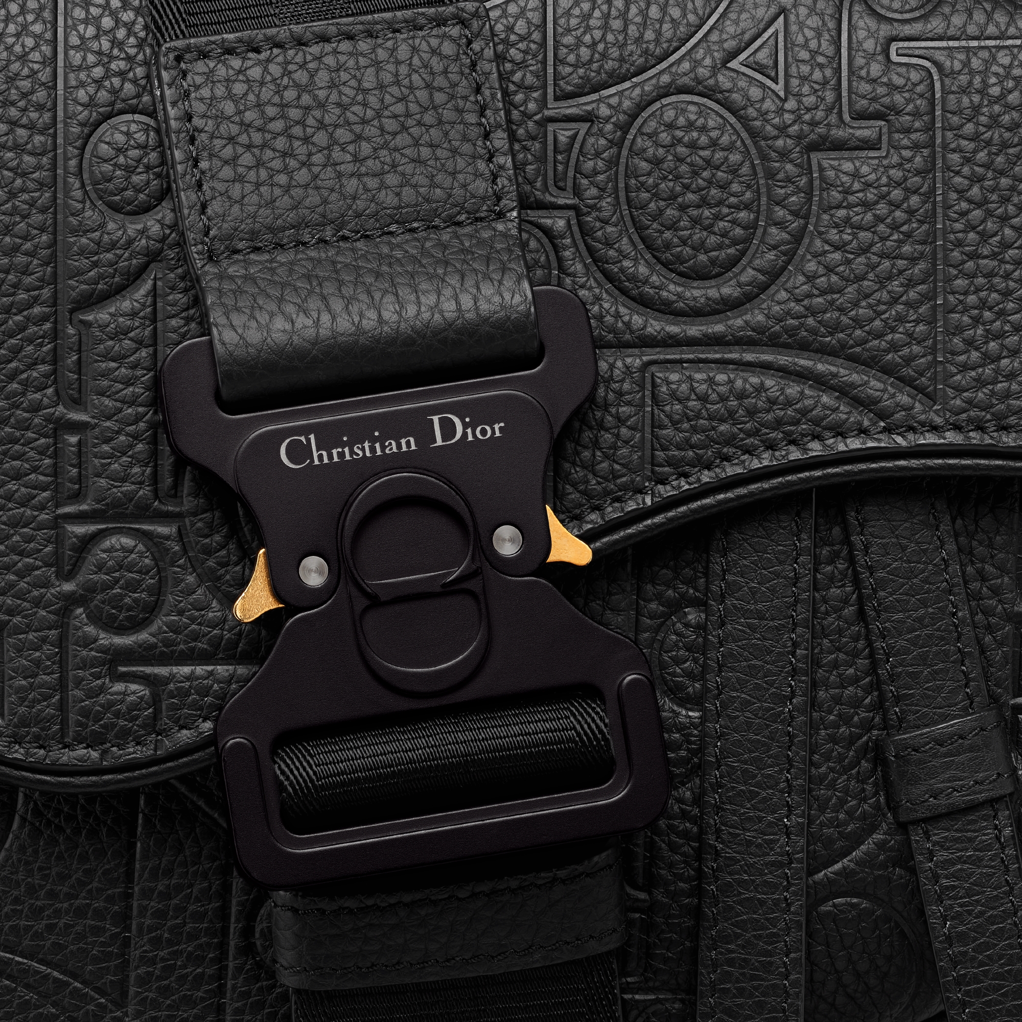 Borsa Saddle Pelle Dior Gravity e pelle di vitello granulata nere E09