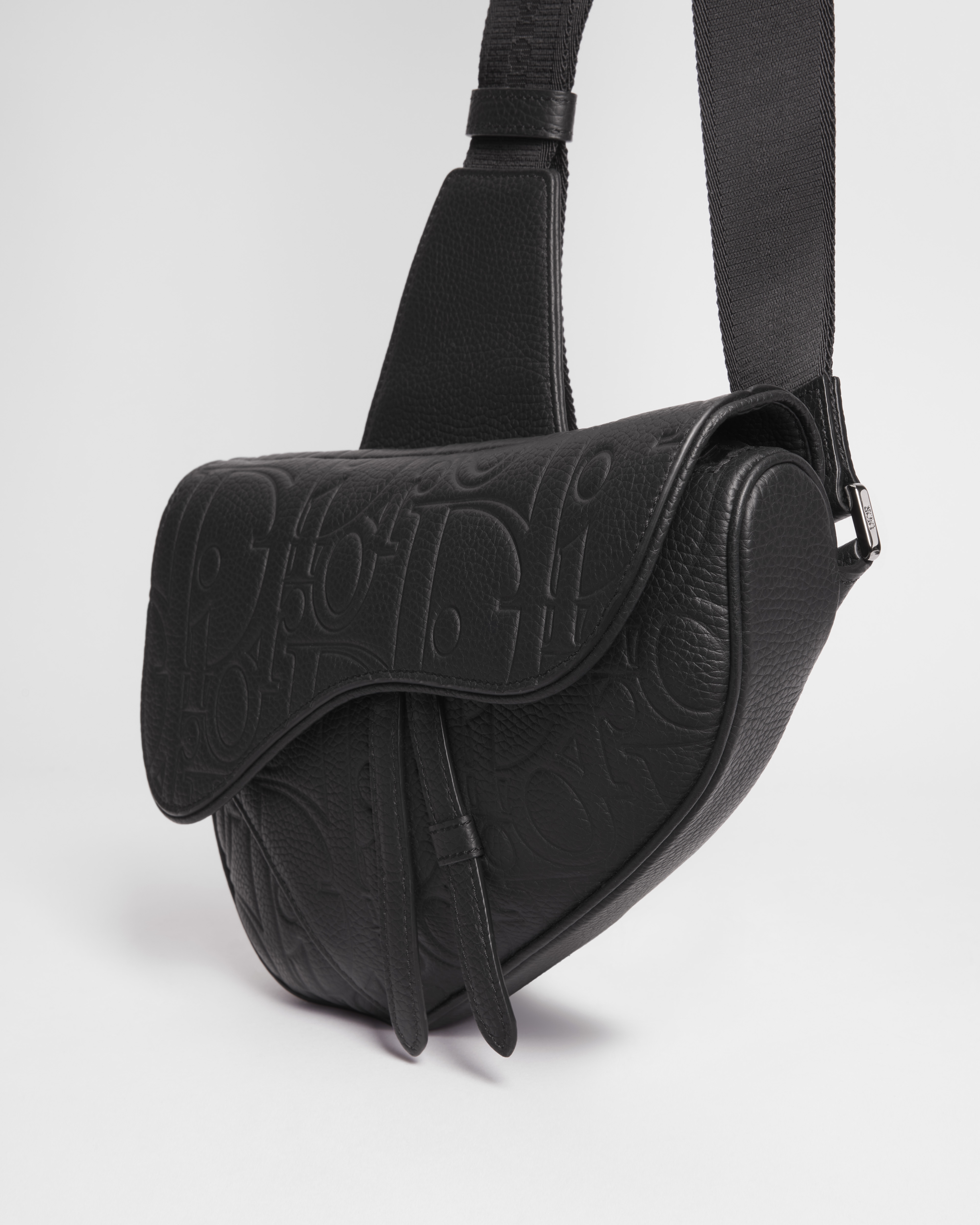 Saddle Bag Dior Gravity Leder in Schwarz und genarbtes Kalbsleder in Schwarz E10