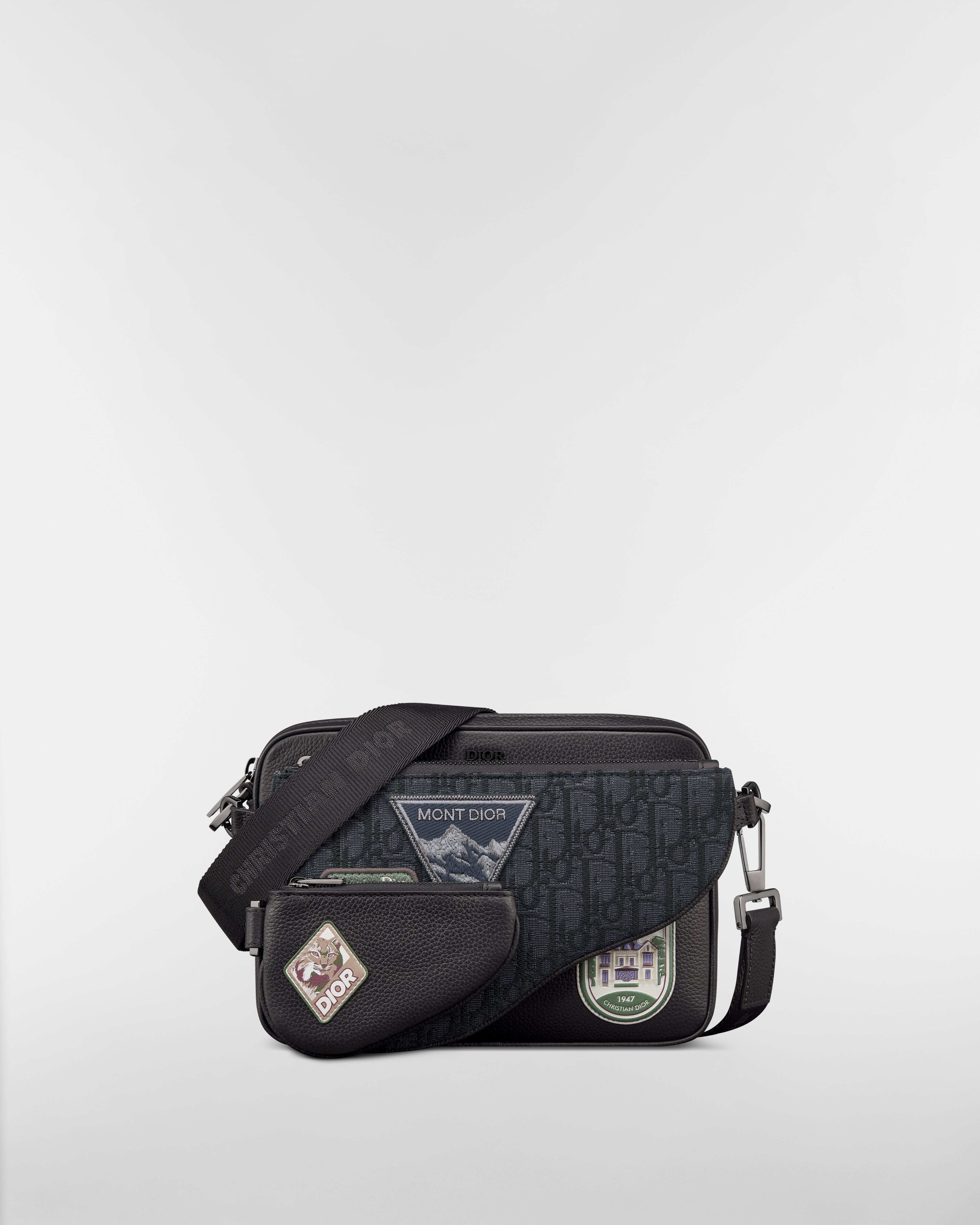 Saddle Triple-pouch Zwarte Dior Oblique-jacquard, zwart generfd kalfsleer en veelkleurige Dior Mountain-patches E01