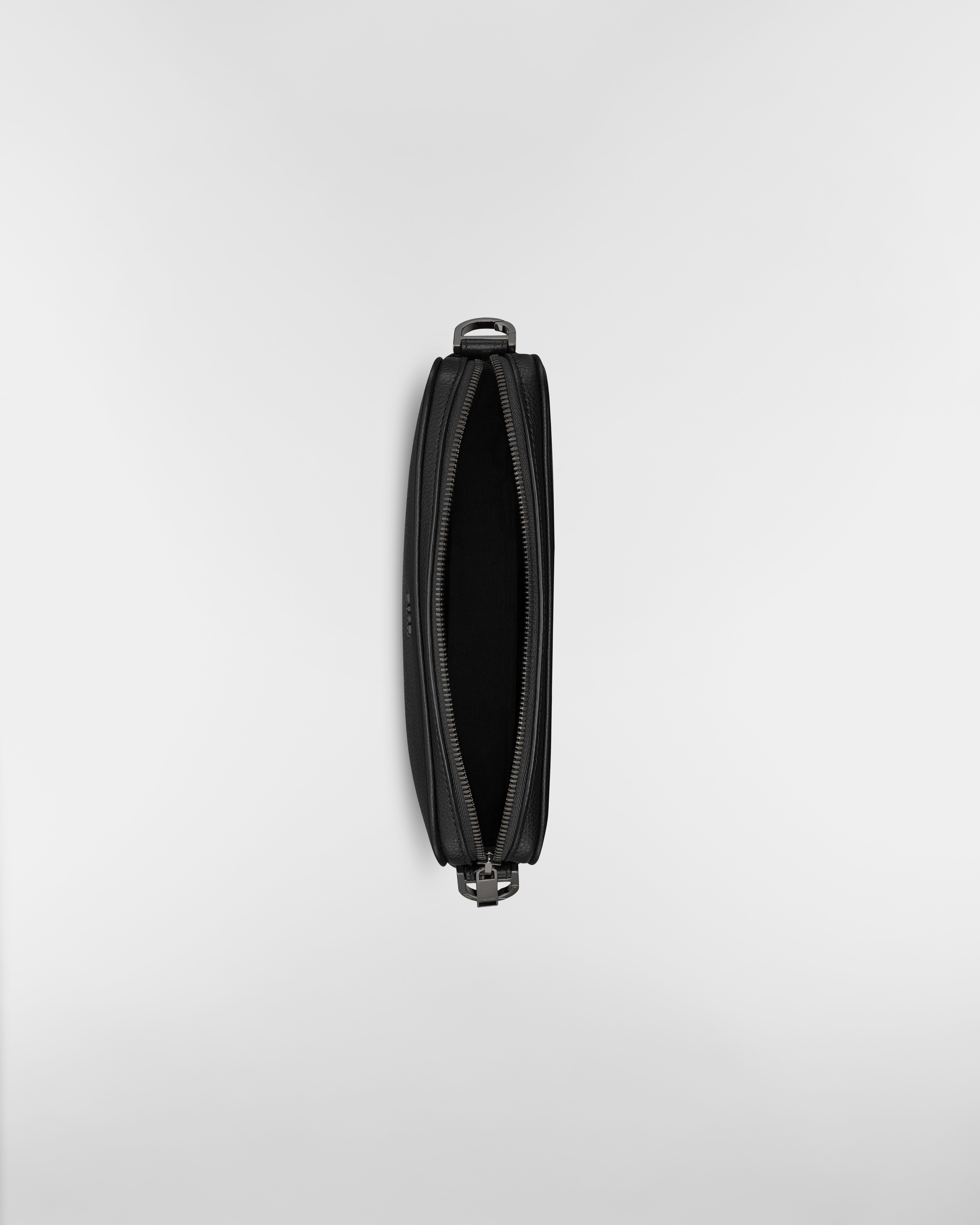 Triple Pouch Saddle Jacquard Dior Oblique e pelle di vitello granulata neri con toppe Dior Mountain multicolori E06