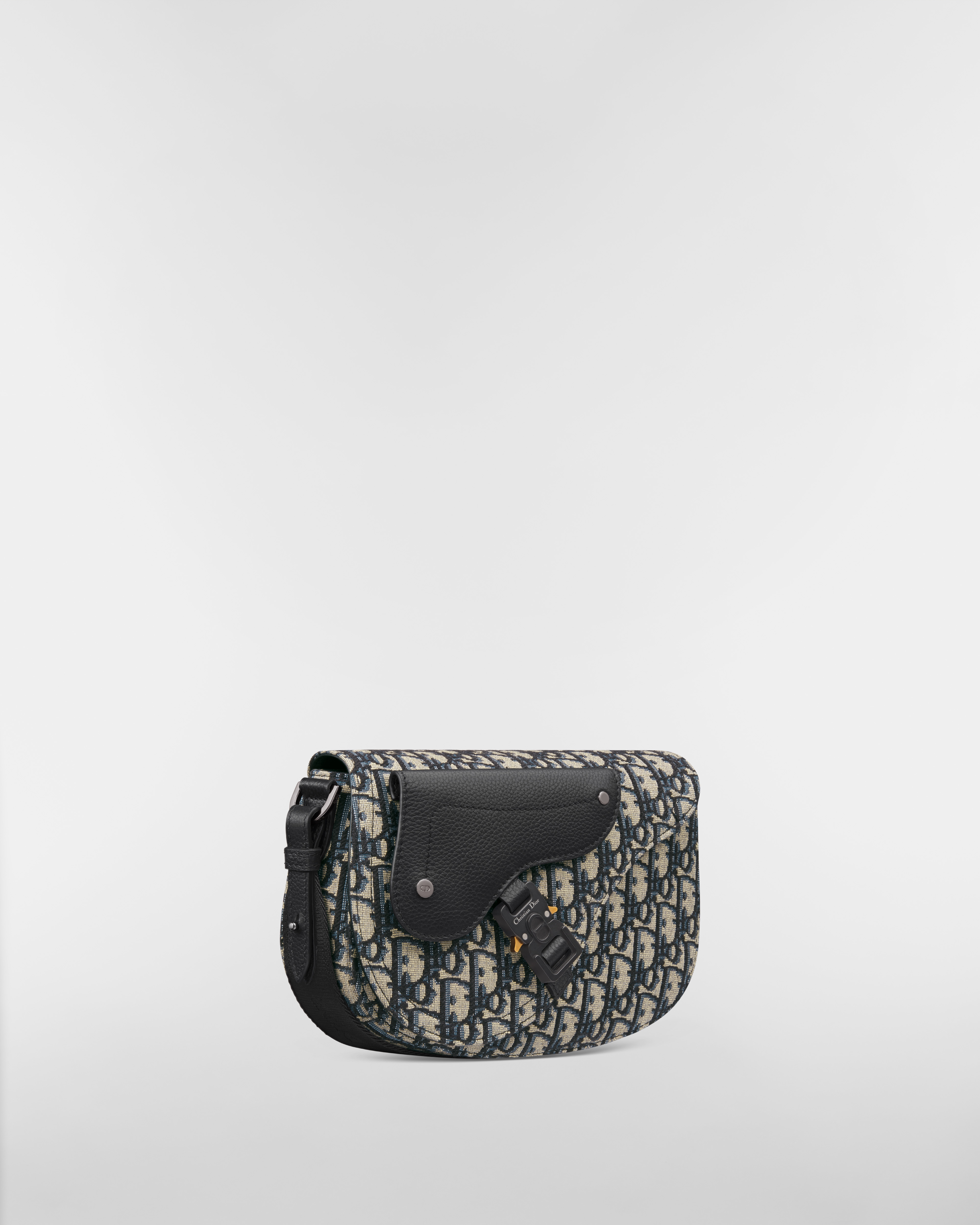 Saddle Messenger Bag Beige and Black Dior Oblique Jacquard with Black Grained Calfskin E03