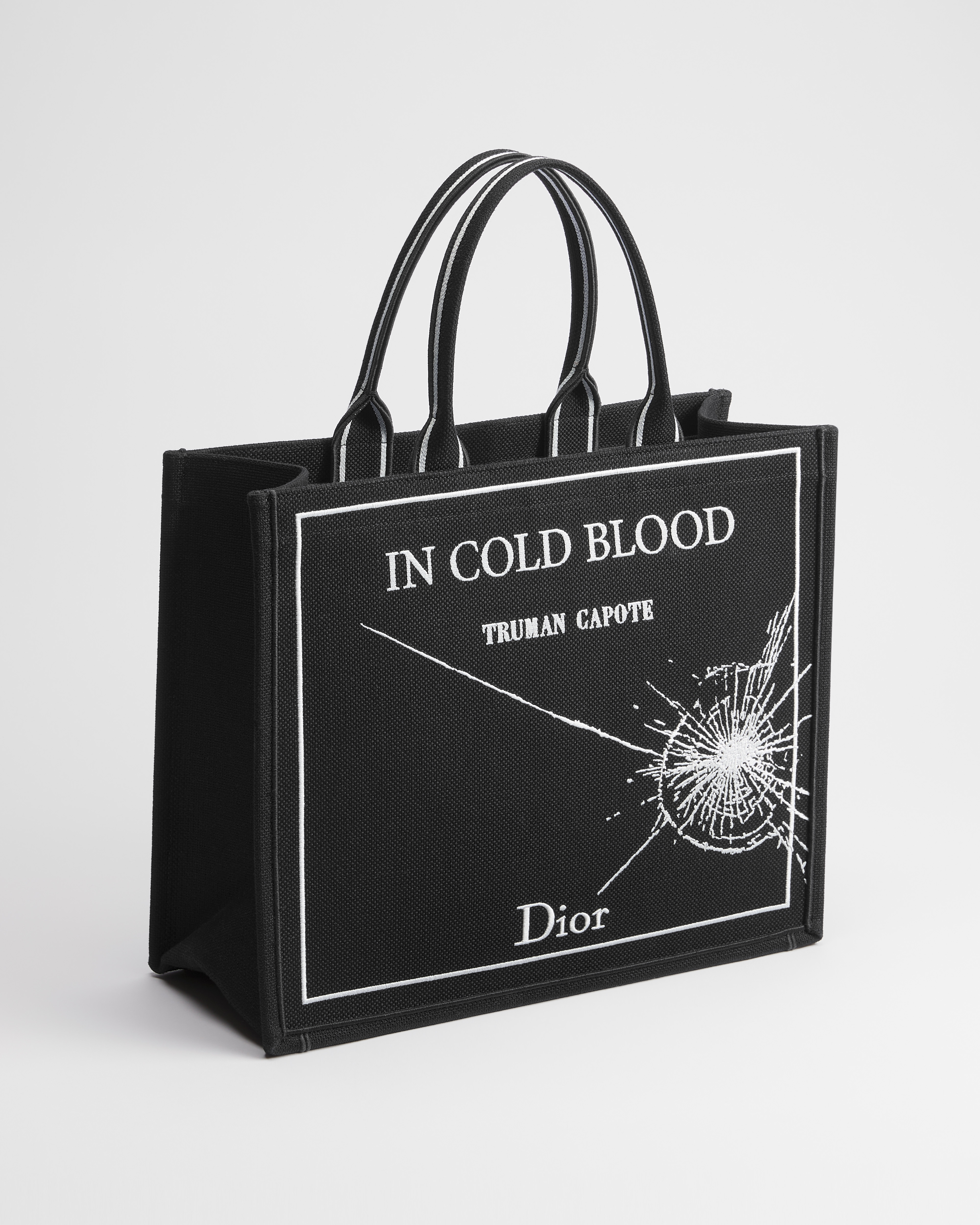 Große Dior Book Tote Book Cover-Stickerei in Schwarz und Weiß (42 x 35 x 18,5 cm) E03