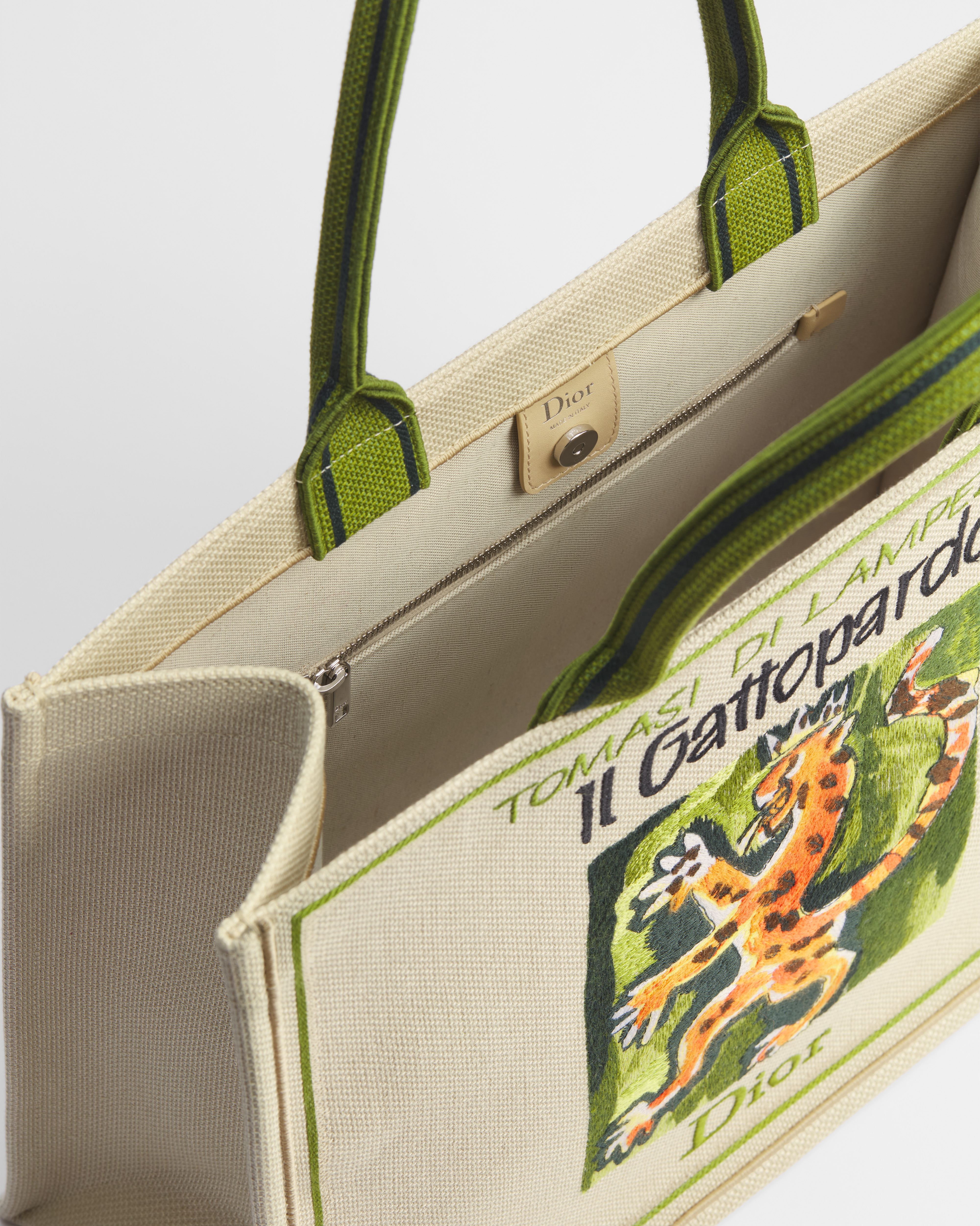Dior Book Tote grande Bordado Book Cover beige multicolor (42 x 35 x 18 cm) E06