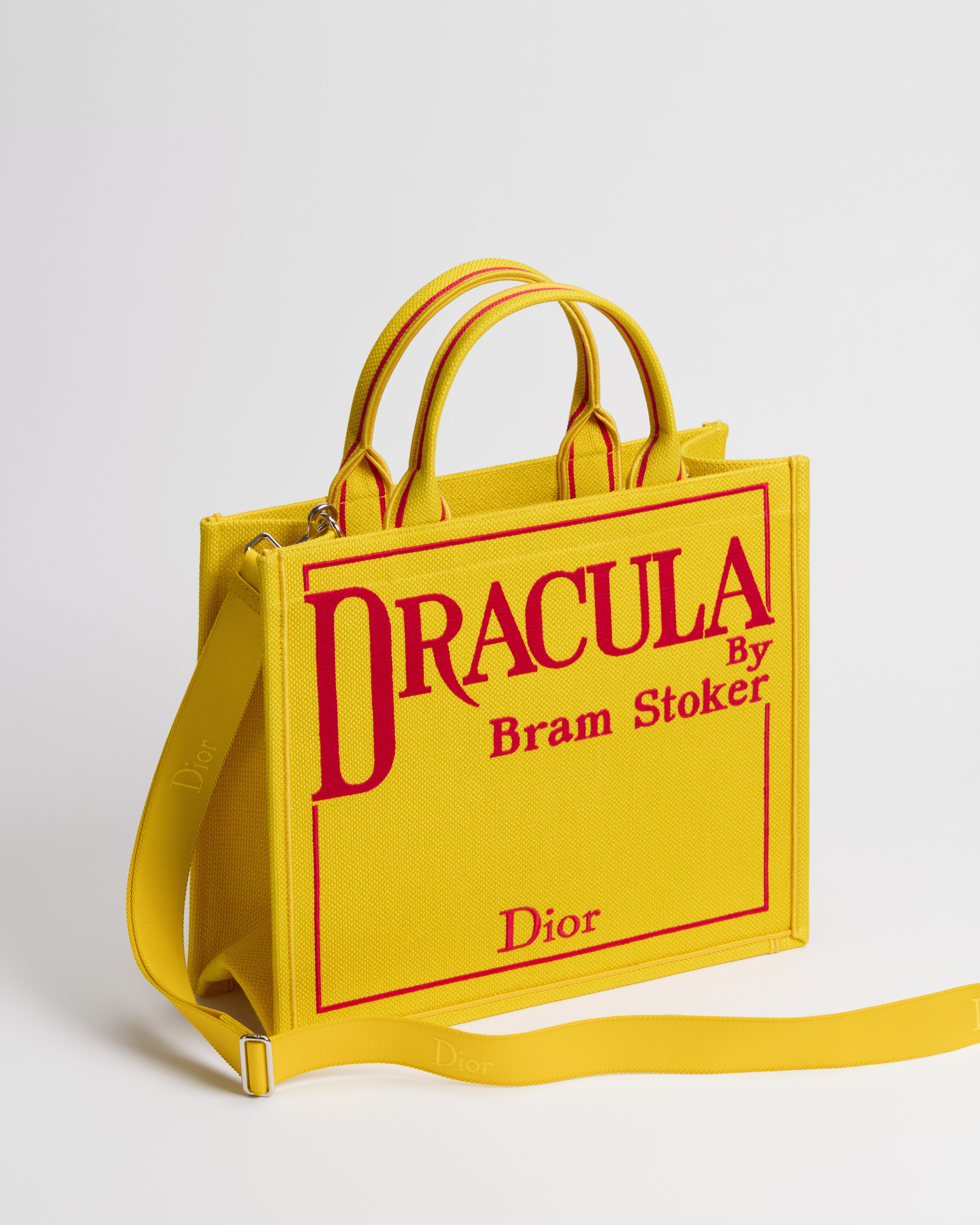 中碼 Dior Book Tote 連肩帶 黃色和紅色 Book Cover 刺繡（36 x 31.5 x 14 厘米） E03