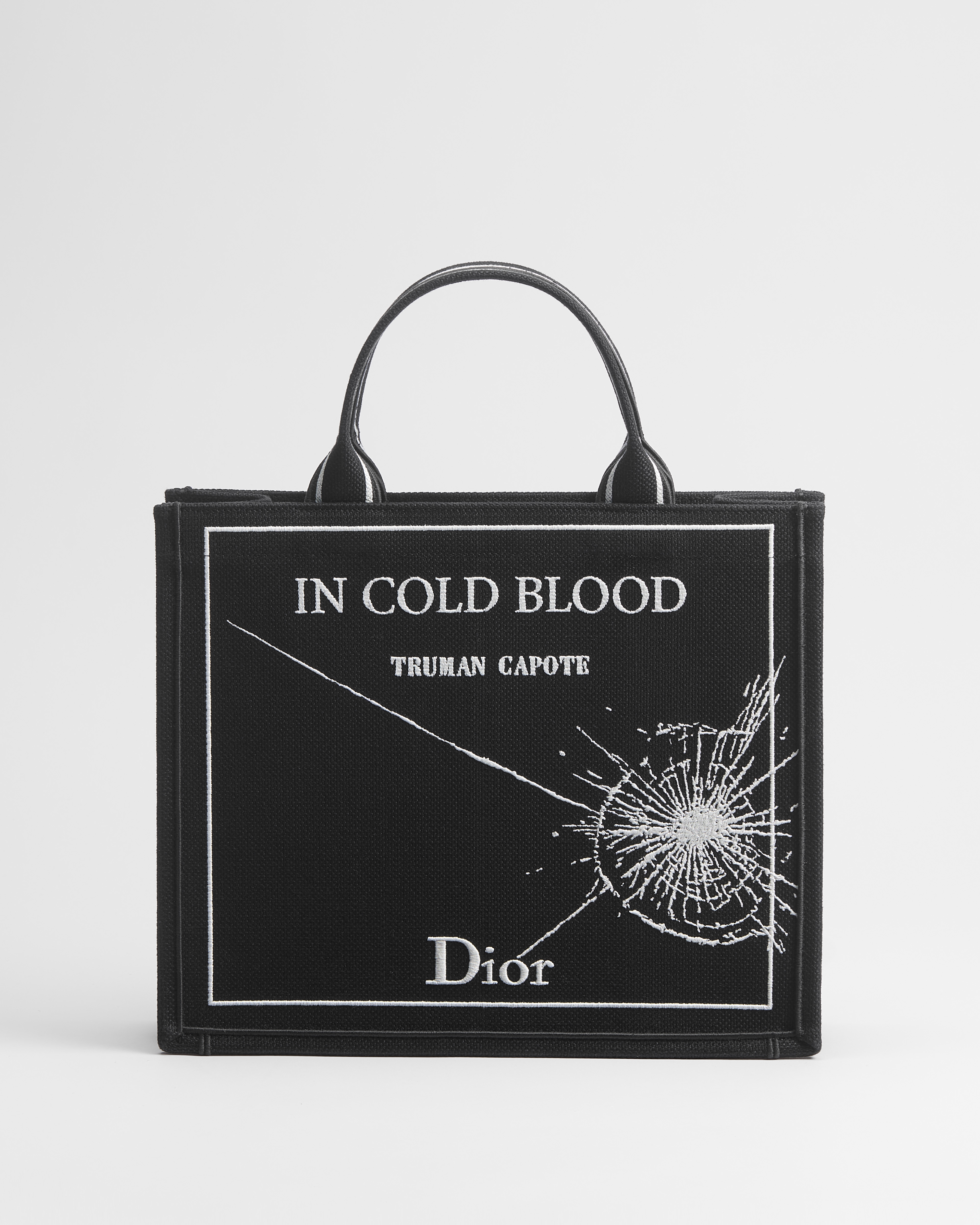 Mittelgroße Dior Book Tote mit Riemen Book Cover-Stickerei in Schwarz und Weiß (36 x 31,5 x 14 cm) E01