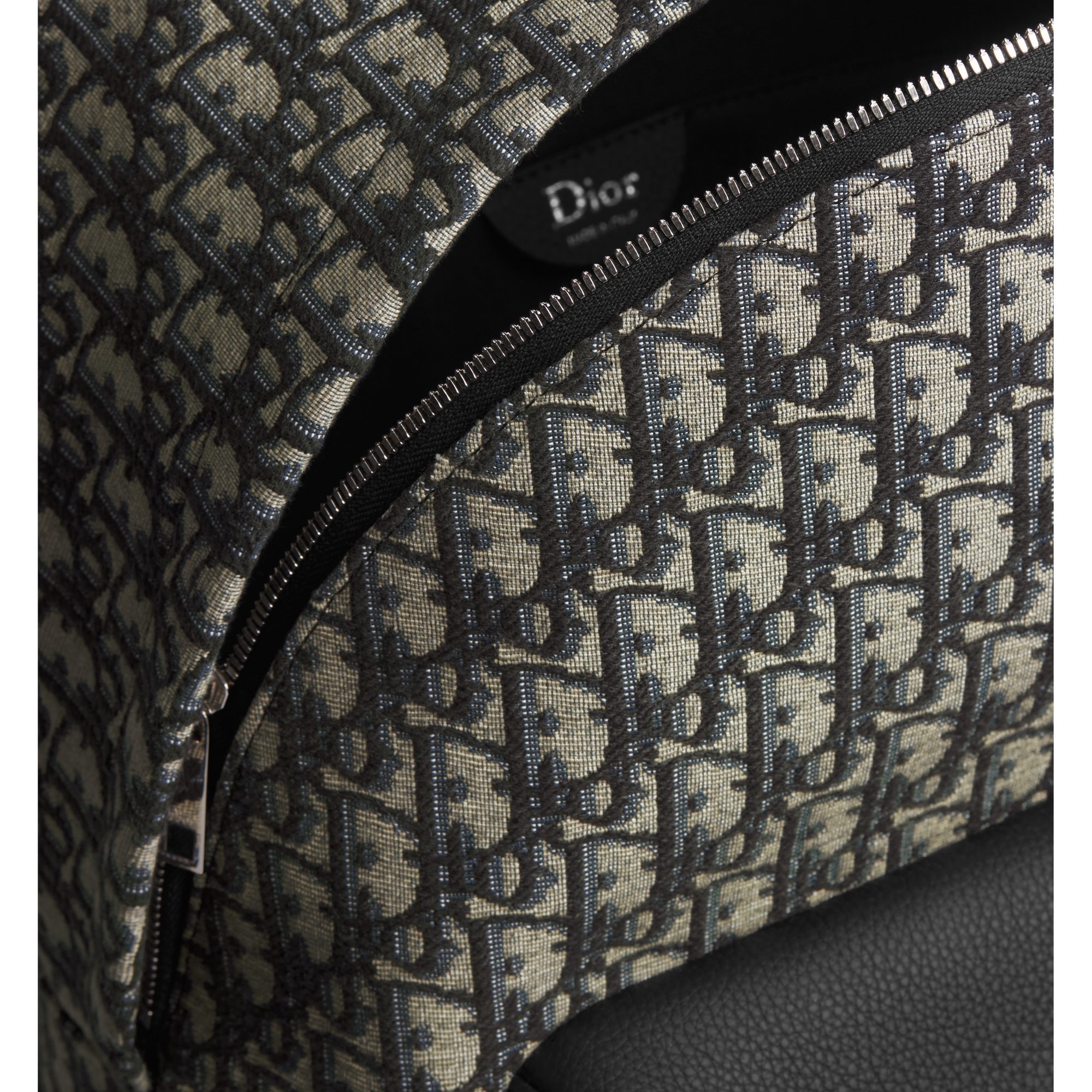 Rider Zipped Backpack Beige and Black Dior Oblique Jacquard with Black Grained Calfskin E06