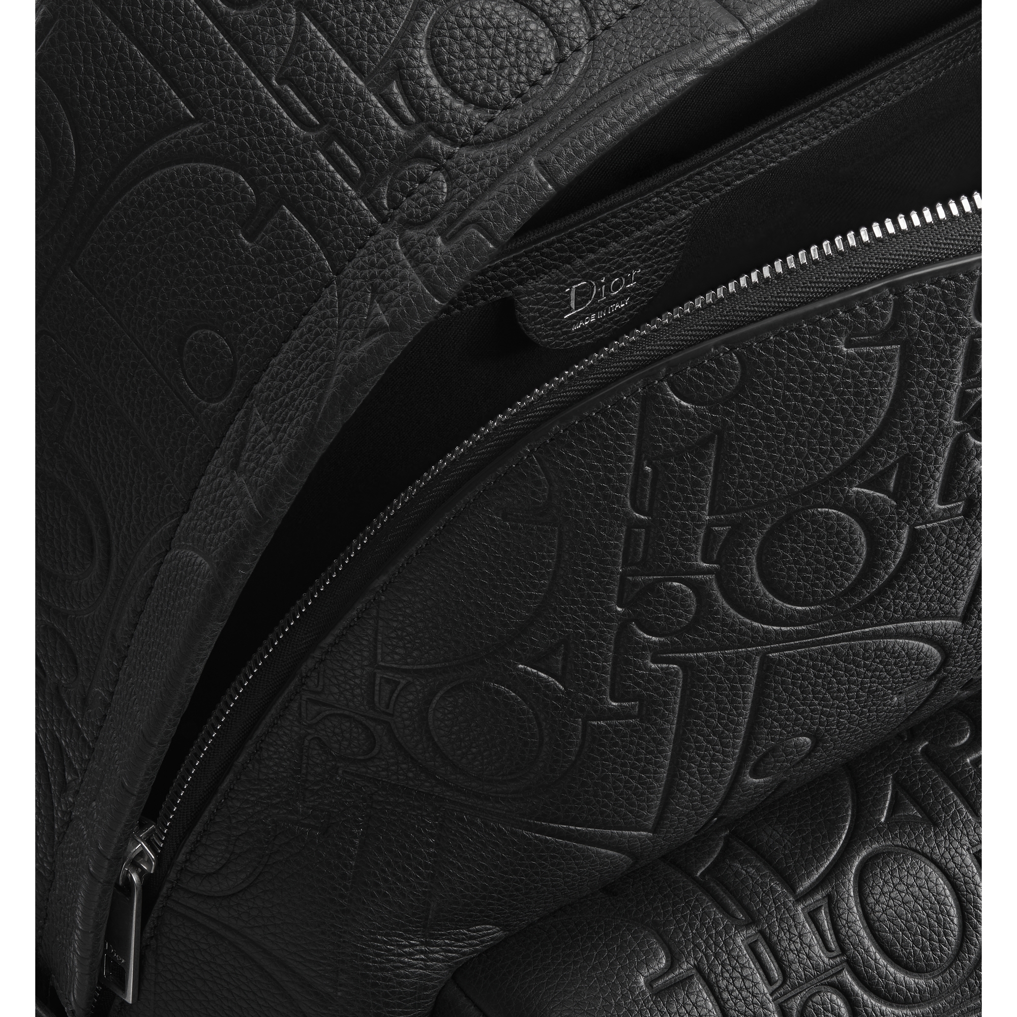 Dior Jett Zipped Backpack Black Dior Gravity Grained Leather E06