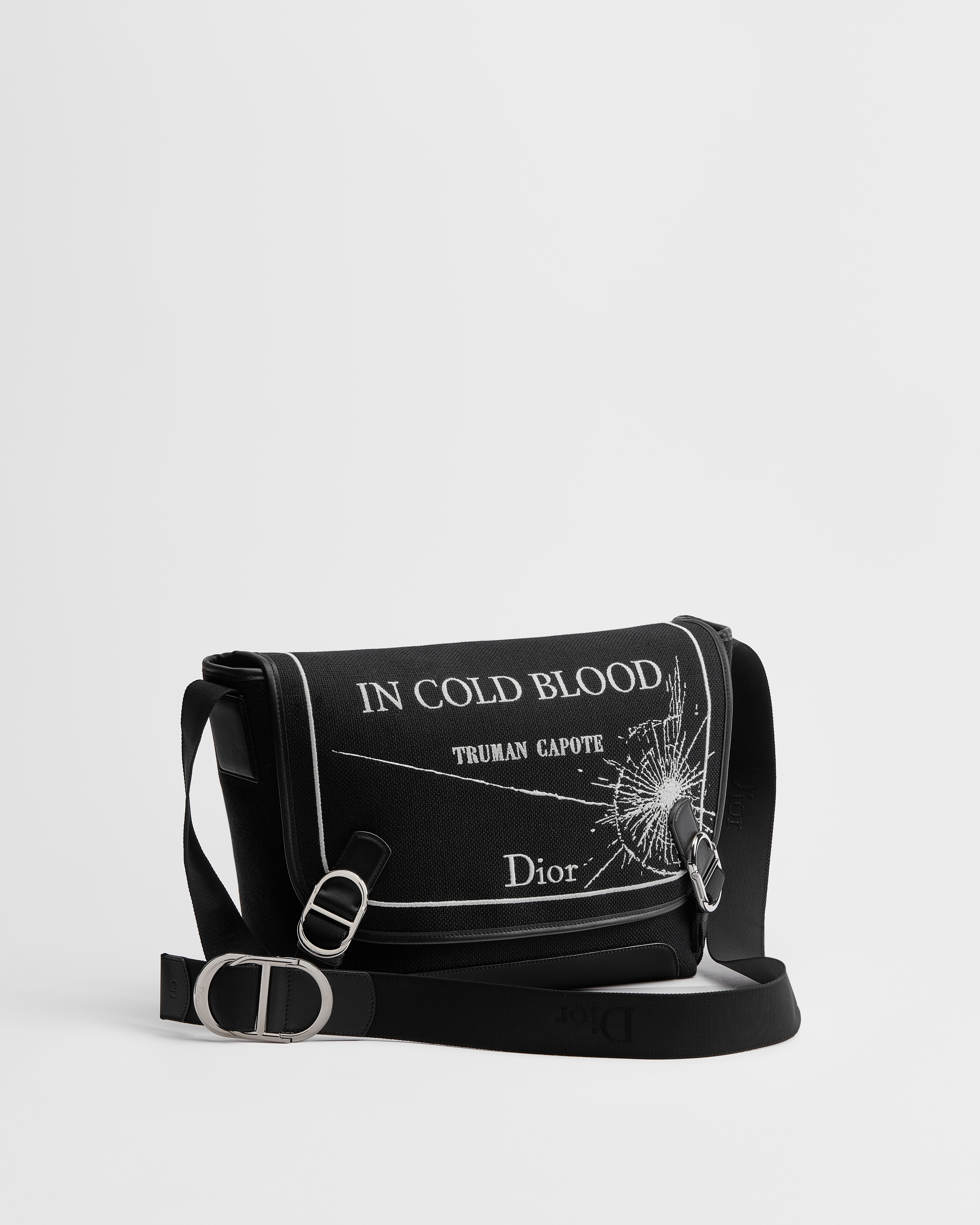 Mittelgroße Dior Jett Messenger Tasche mit Umschlagklappe Book Cover-Stickerei in Schwarz und Weiß E03