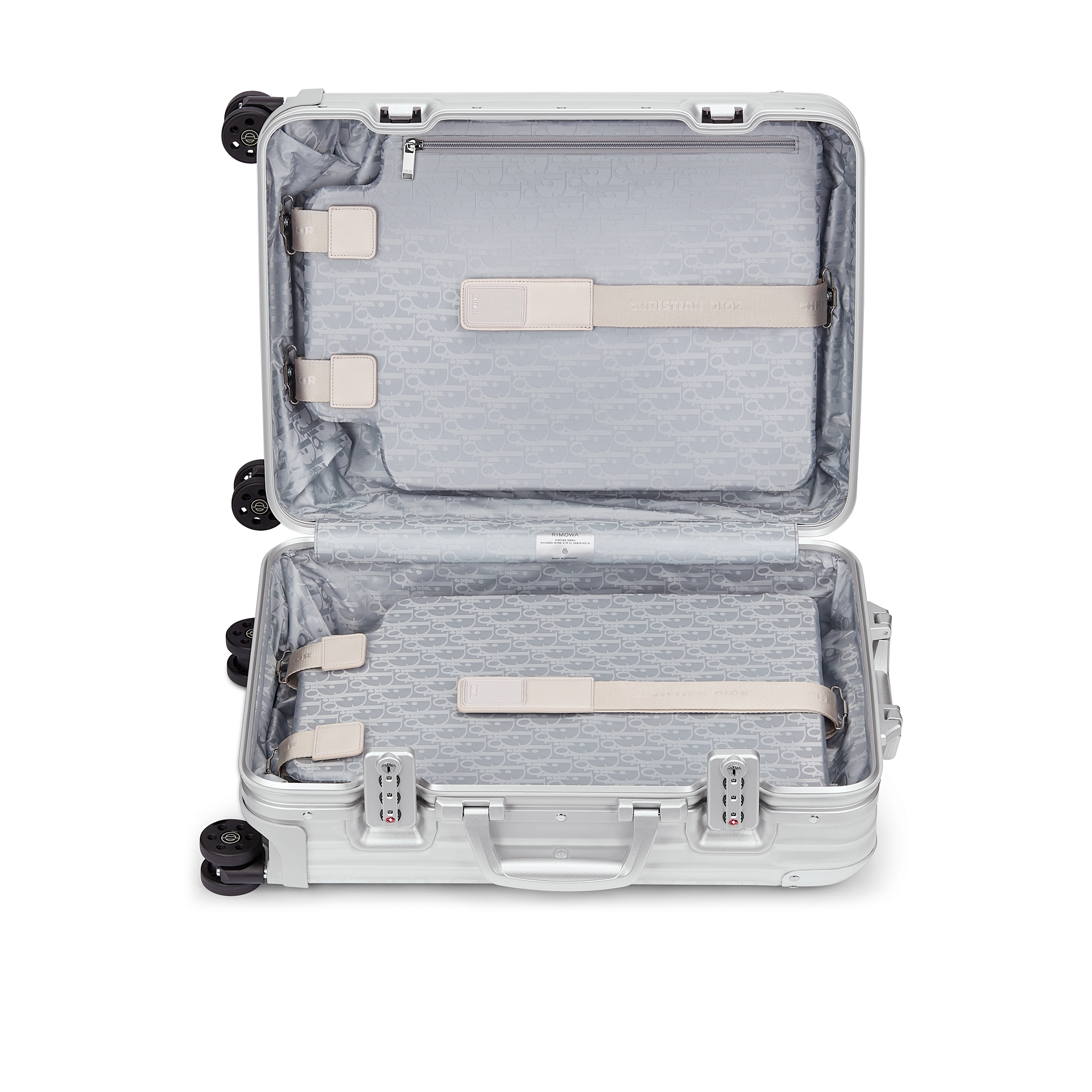 あやめ様 DIOR AND RIMOWA キャリー オン スーツケース シルバー あやめ様 DIOR AND RIMOWA キャリー オン スーツケース シルバー