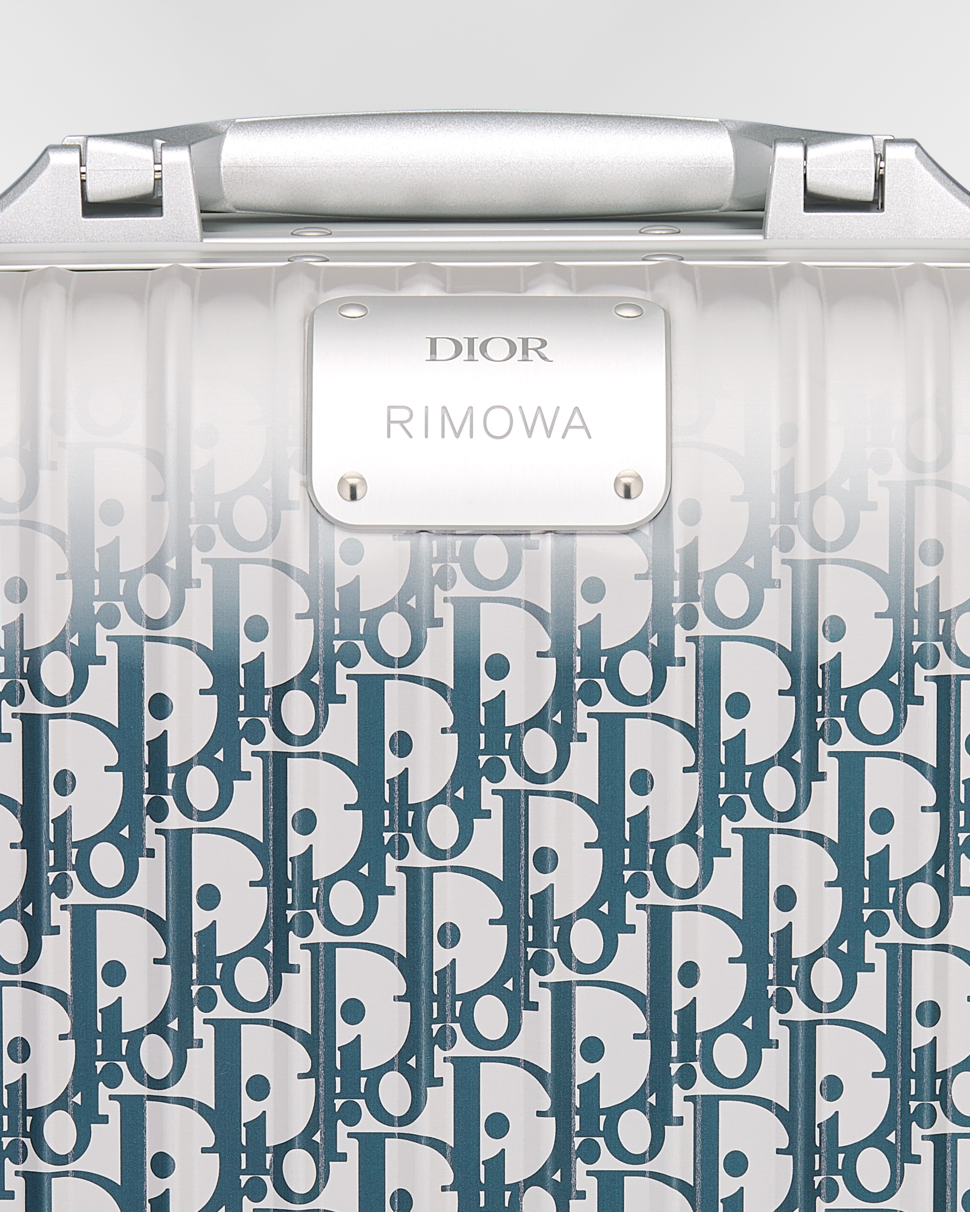 Valise cabine DIOR AND RIMOWA Aluminium Dior Oblique dégradé bleu E09