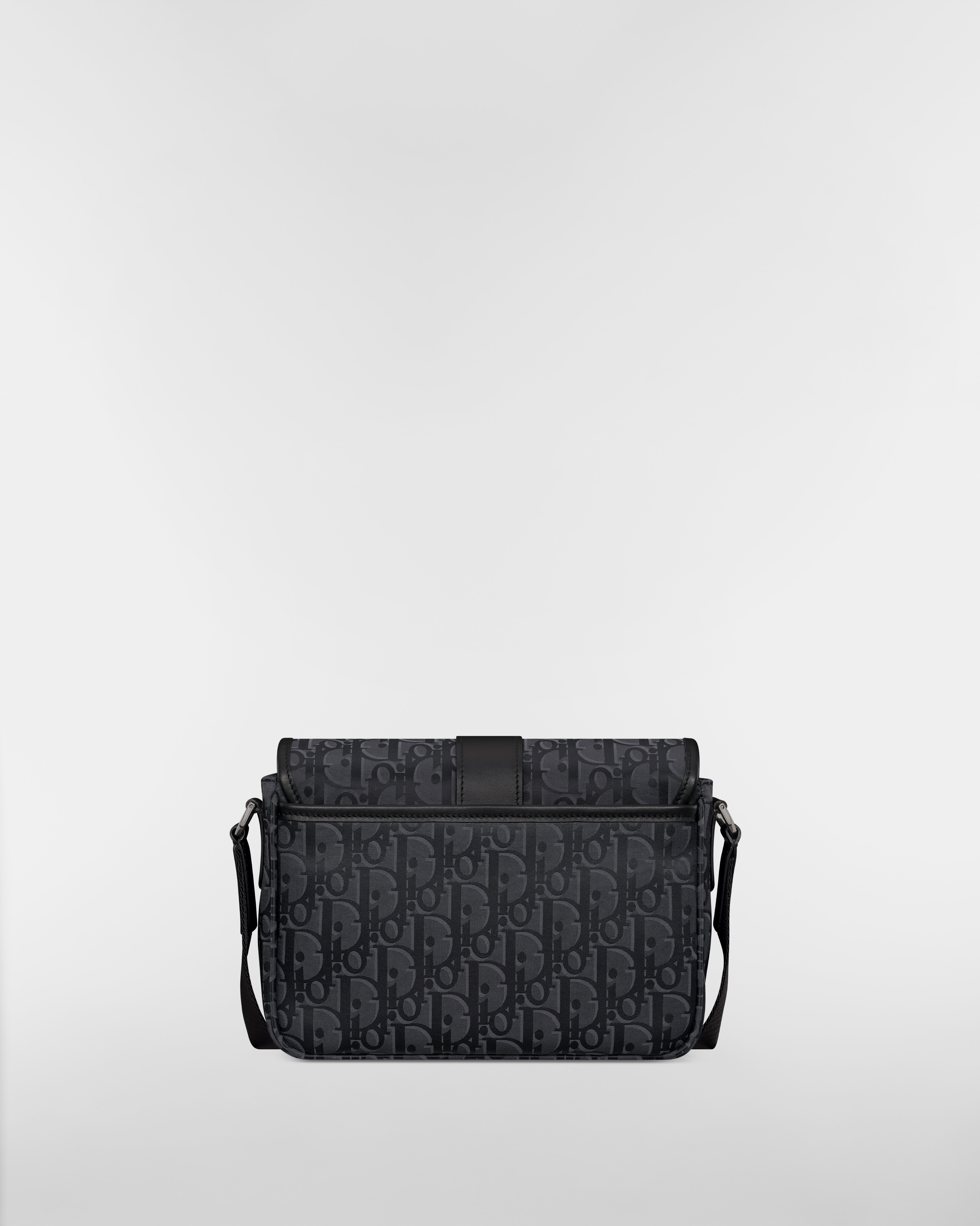 Dior Trek Messenger Tasche mit Umschlagklappe Dior Oblique Nylon in Schwarz E08