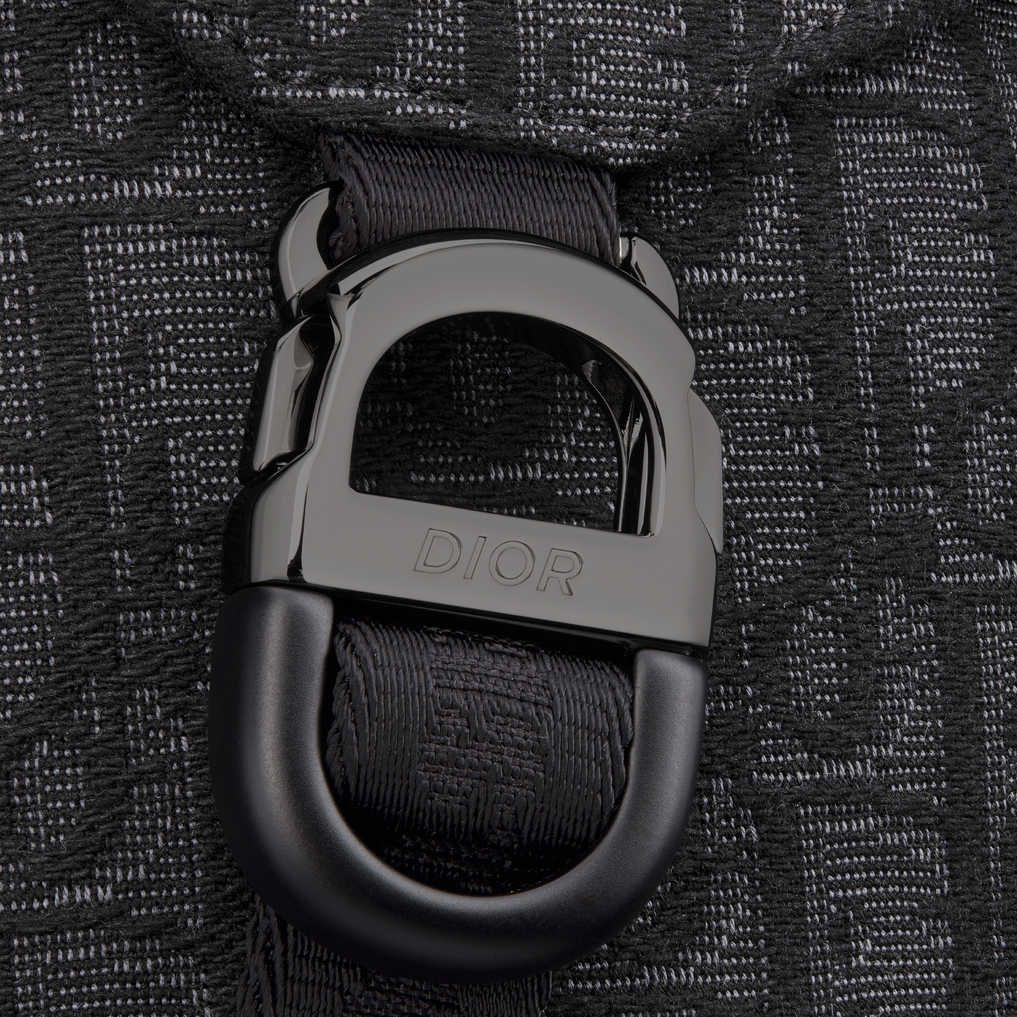 Zaino Dior 8 con pattina Jacquard Dior Oblique nero E09