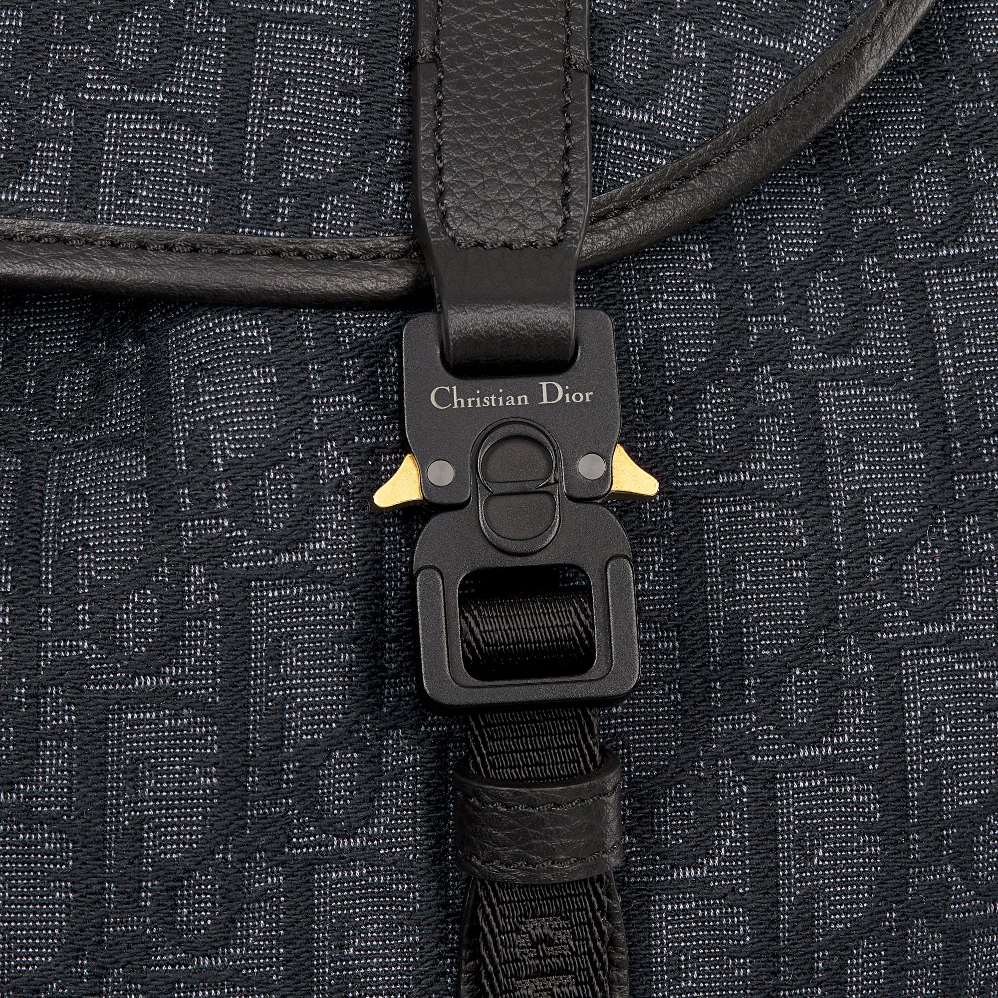 Dior Hit The Road Rucksack mit Umschlagklappe aria_detailedView