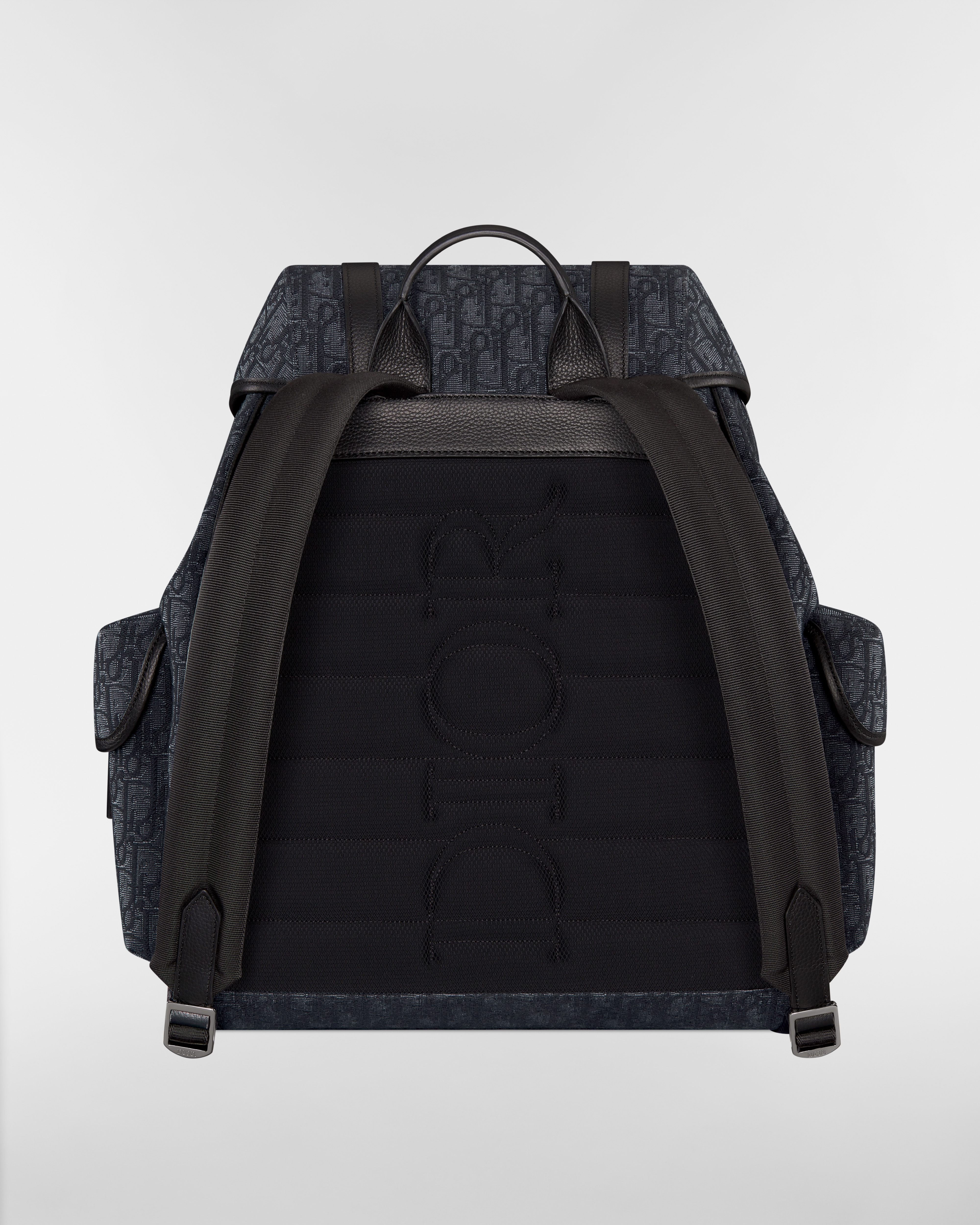 Dior Hit the Road 플랩 백팩 블랙 Dior Oblique 자카드 & 블랙 그레인 송아지 가죽 E08