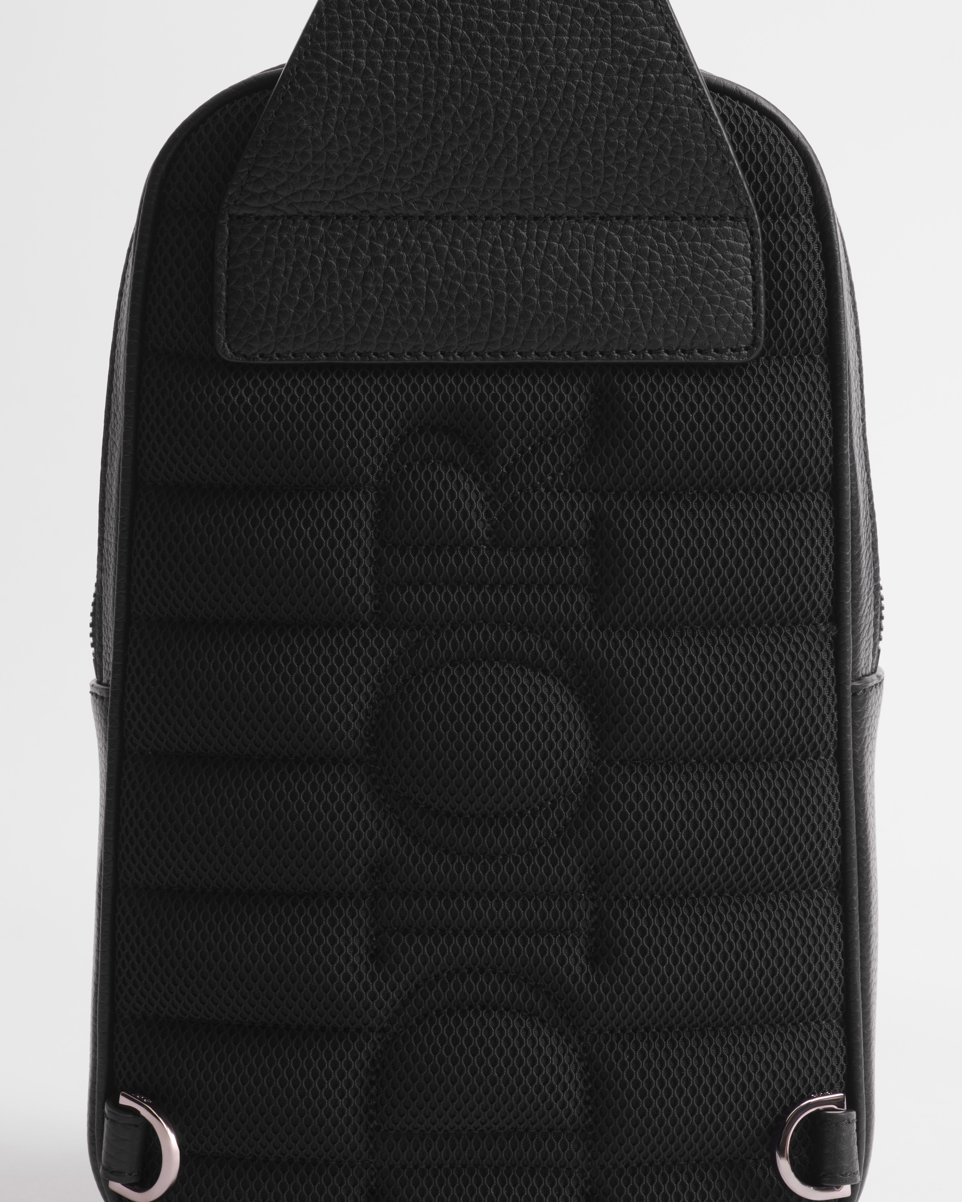 Rider 2.0 Sling Bag Beige and Black Dior Oblique Jacquard with Black Grained Calfskin E10