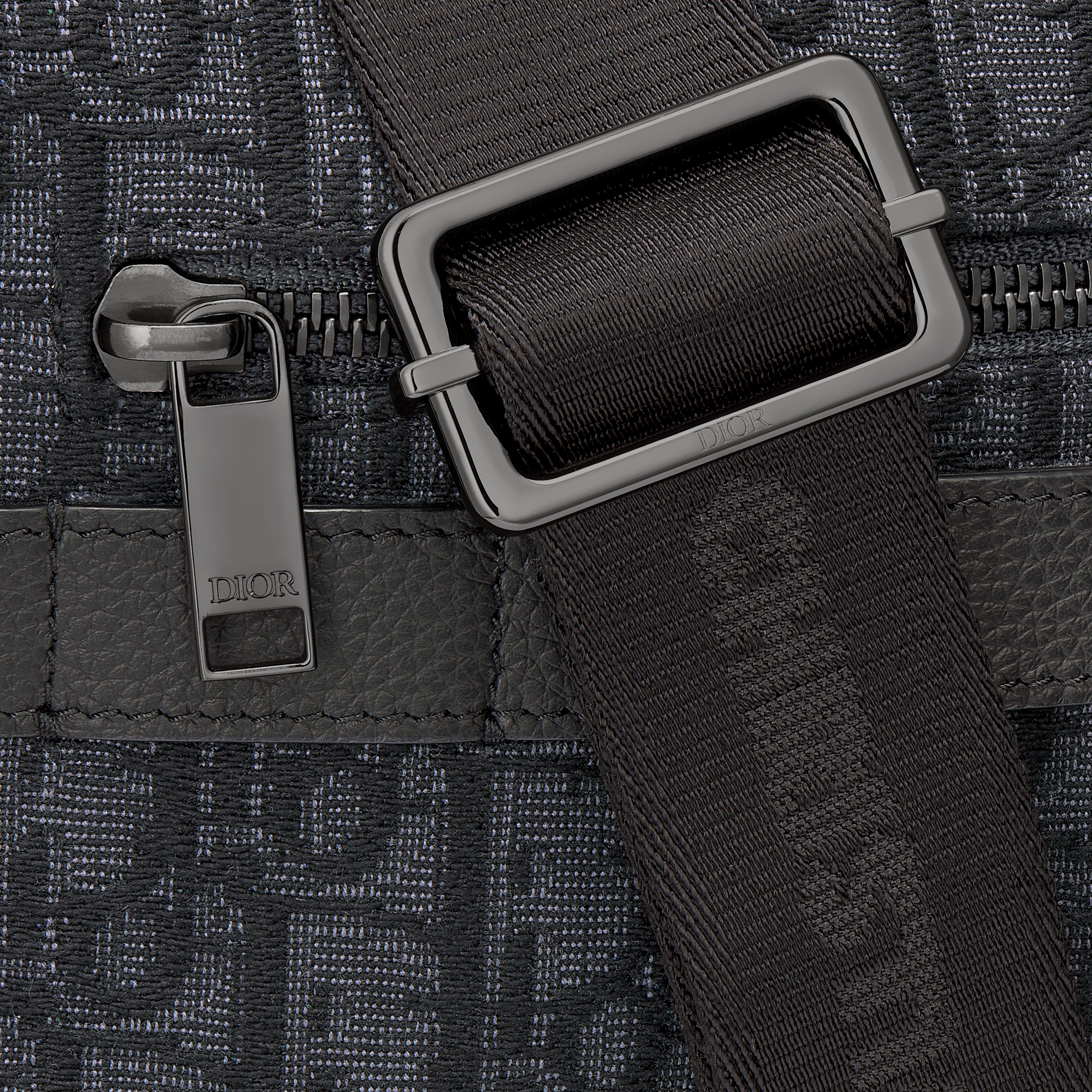 Safari 包款附背帶 黑色 Dior Oblique 緹花 E09