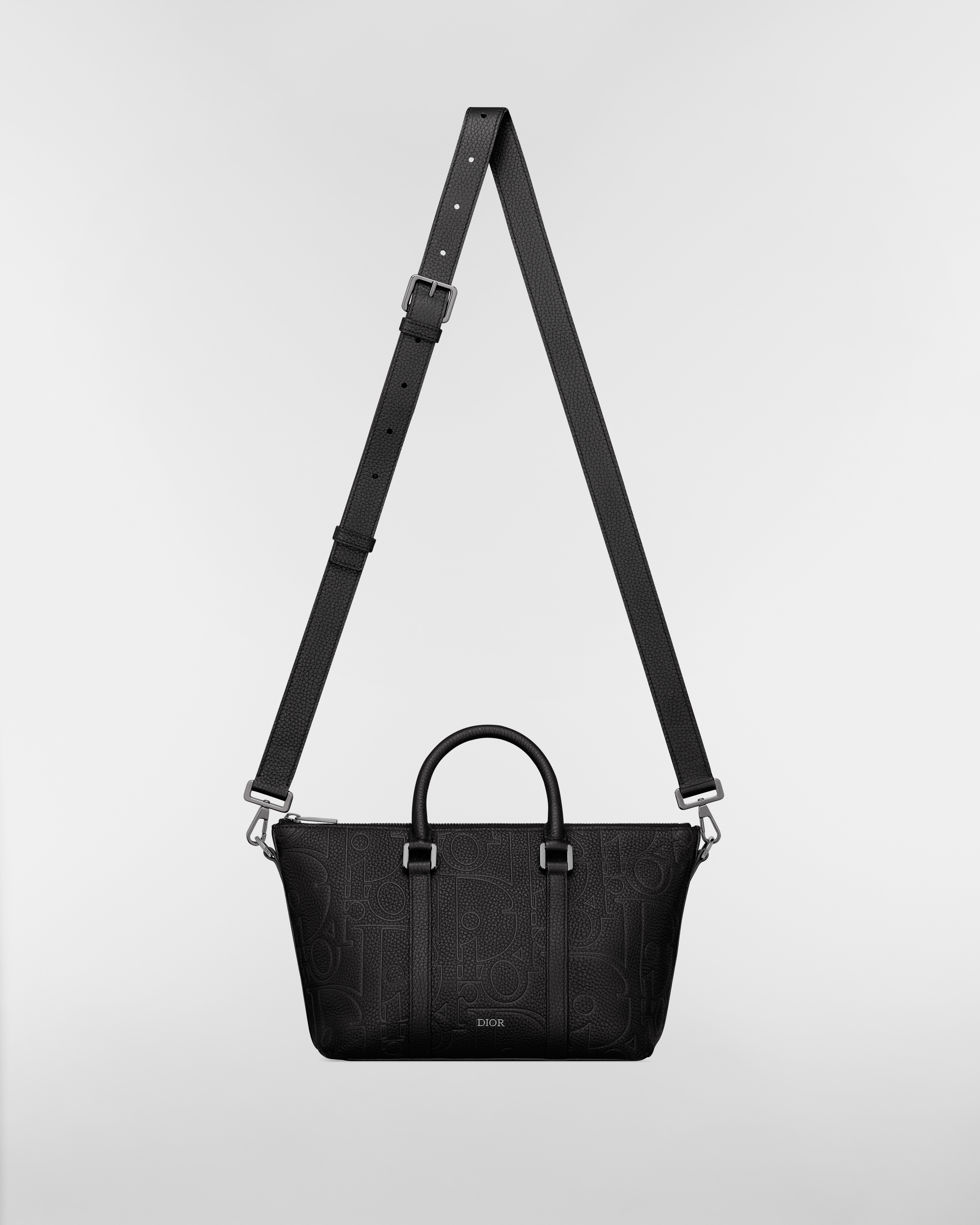 Weekender 25 Black Dior Gravity Leather and Black Grained Calfskin E07