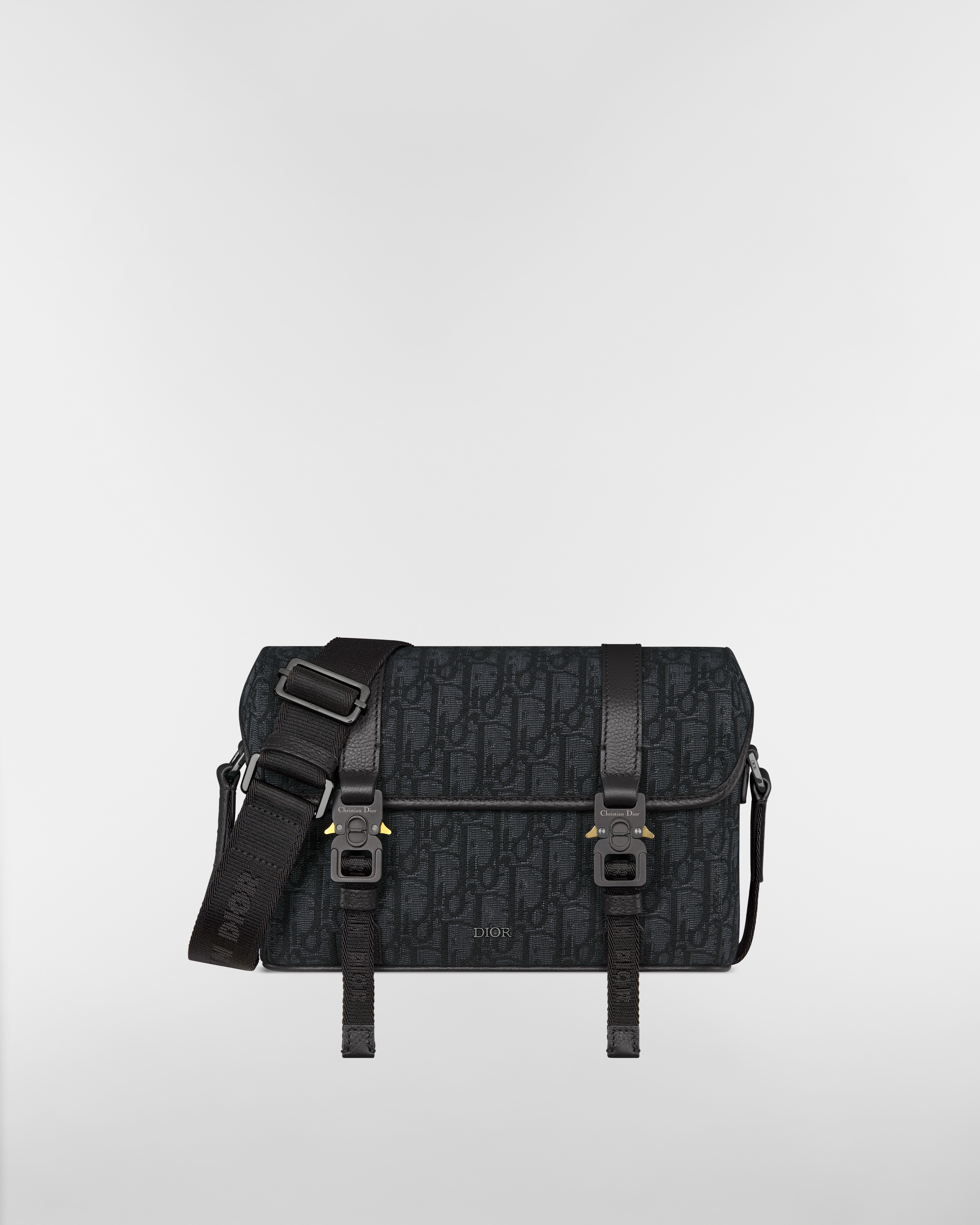 Dior Hit the Road Messenger Bag with Flap Black Dior Oblique Jacquard and Black Grained Calfskin E01