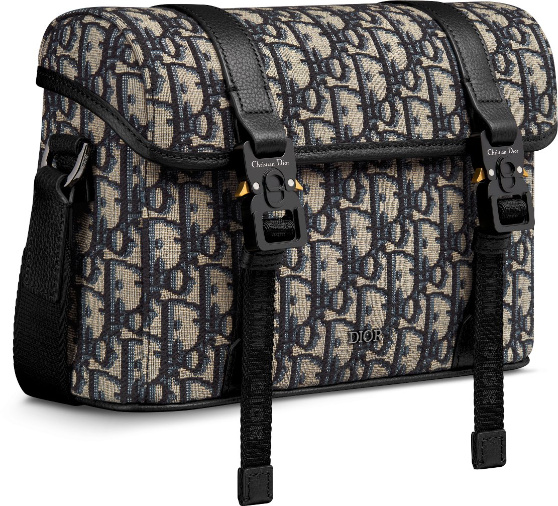 Bolsa messenger Dior Hit The Road com aba aria_threeQuarterClosedView