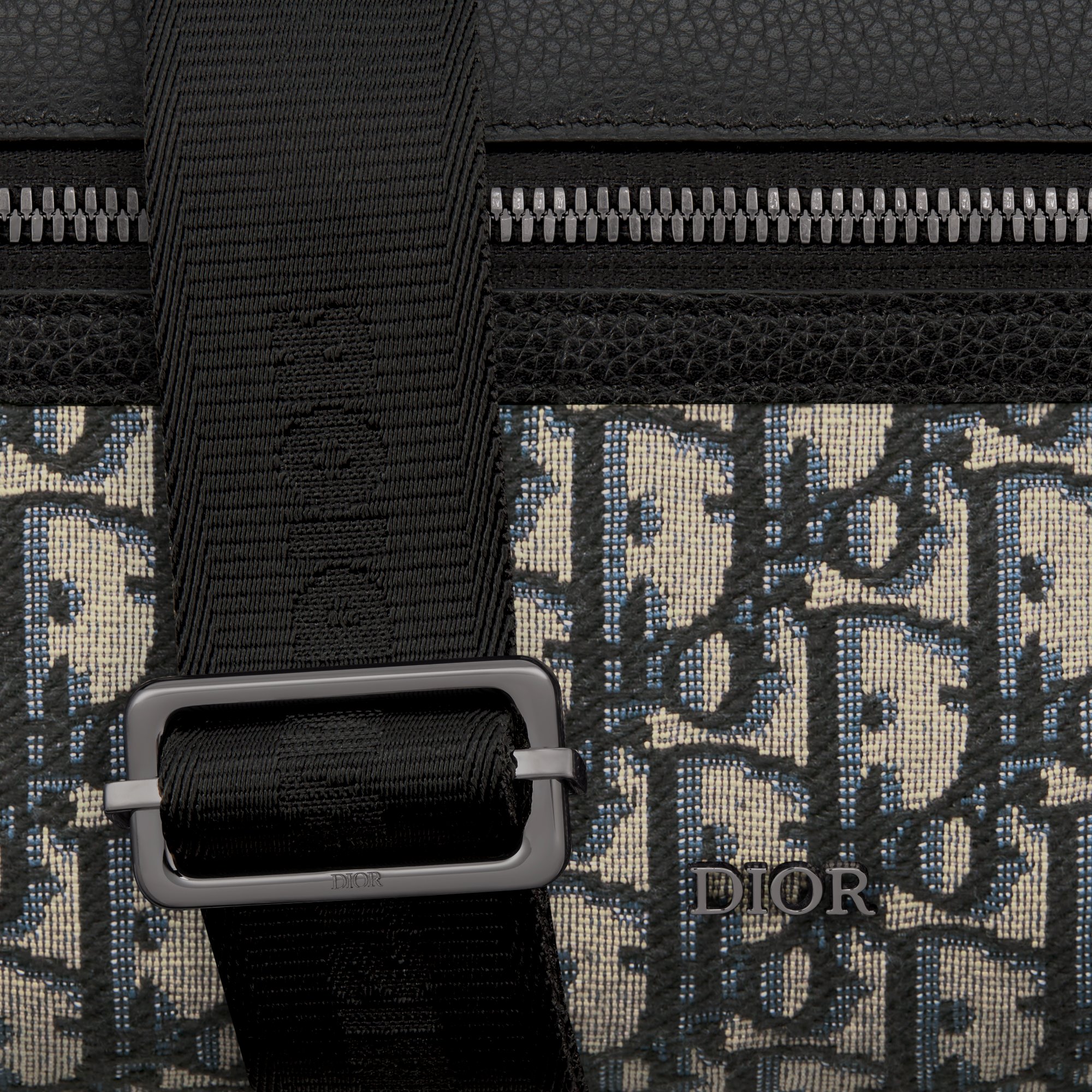 Rider 2.0 Zipped Messenger Bag Detailed view