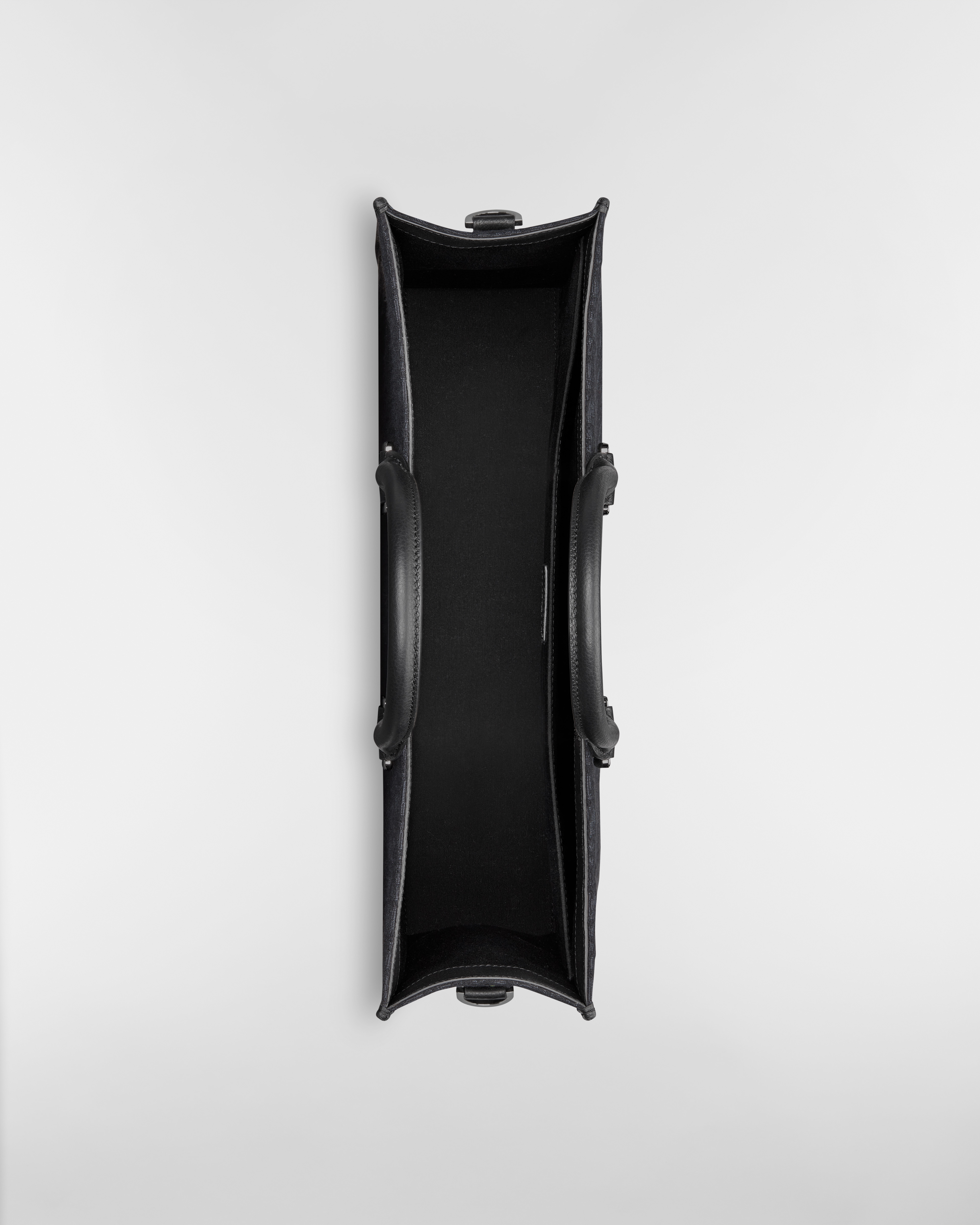 East-West Tote Bag Black Dior Oblique Jacquard and Black Grained Calfskin E06