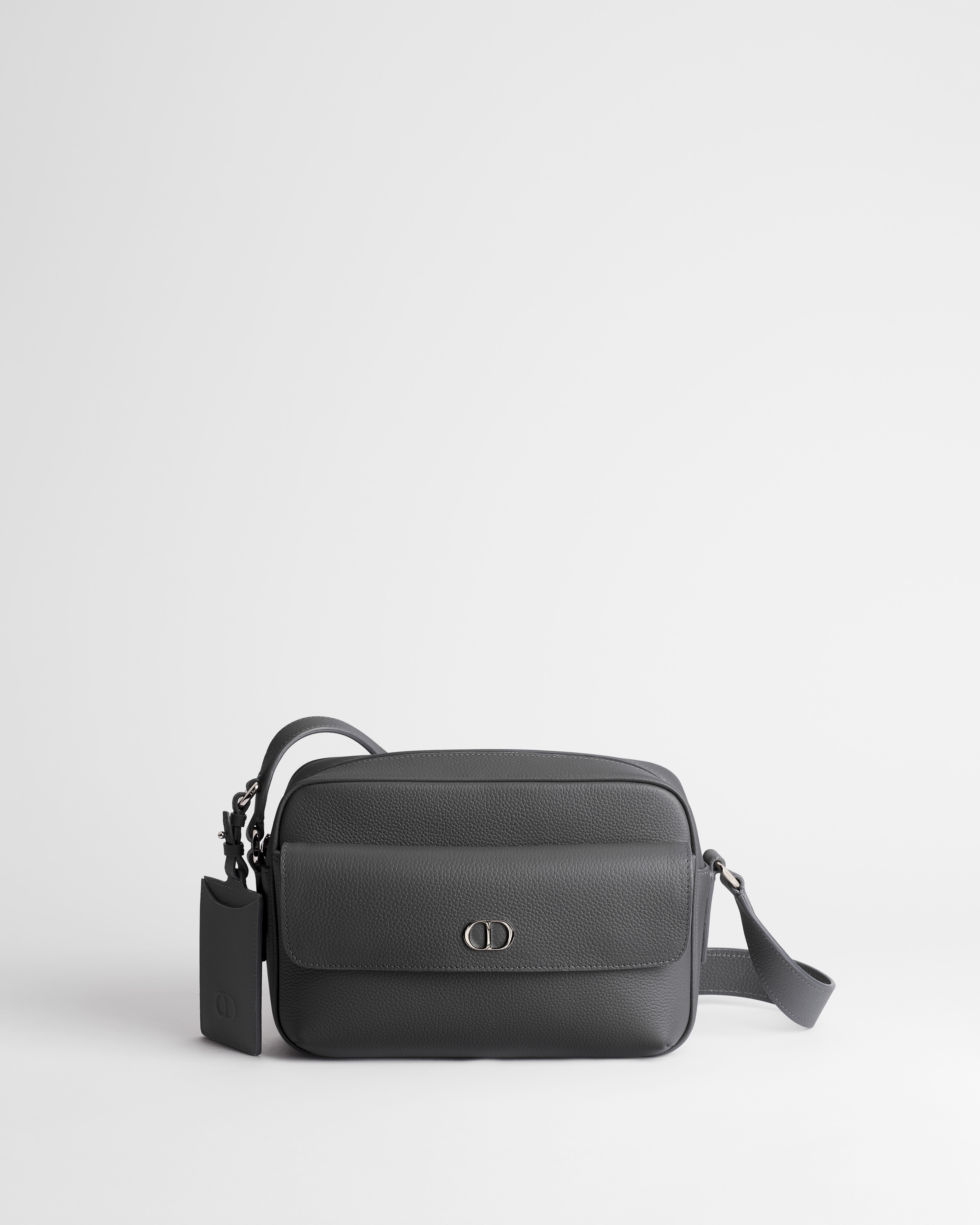 CD Icon Messenger Tasche mit Reißverschluss Mattes, genarbtes Kalbsleder in Gris Flanelle E01