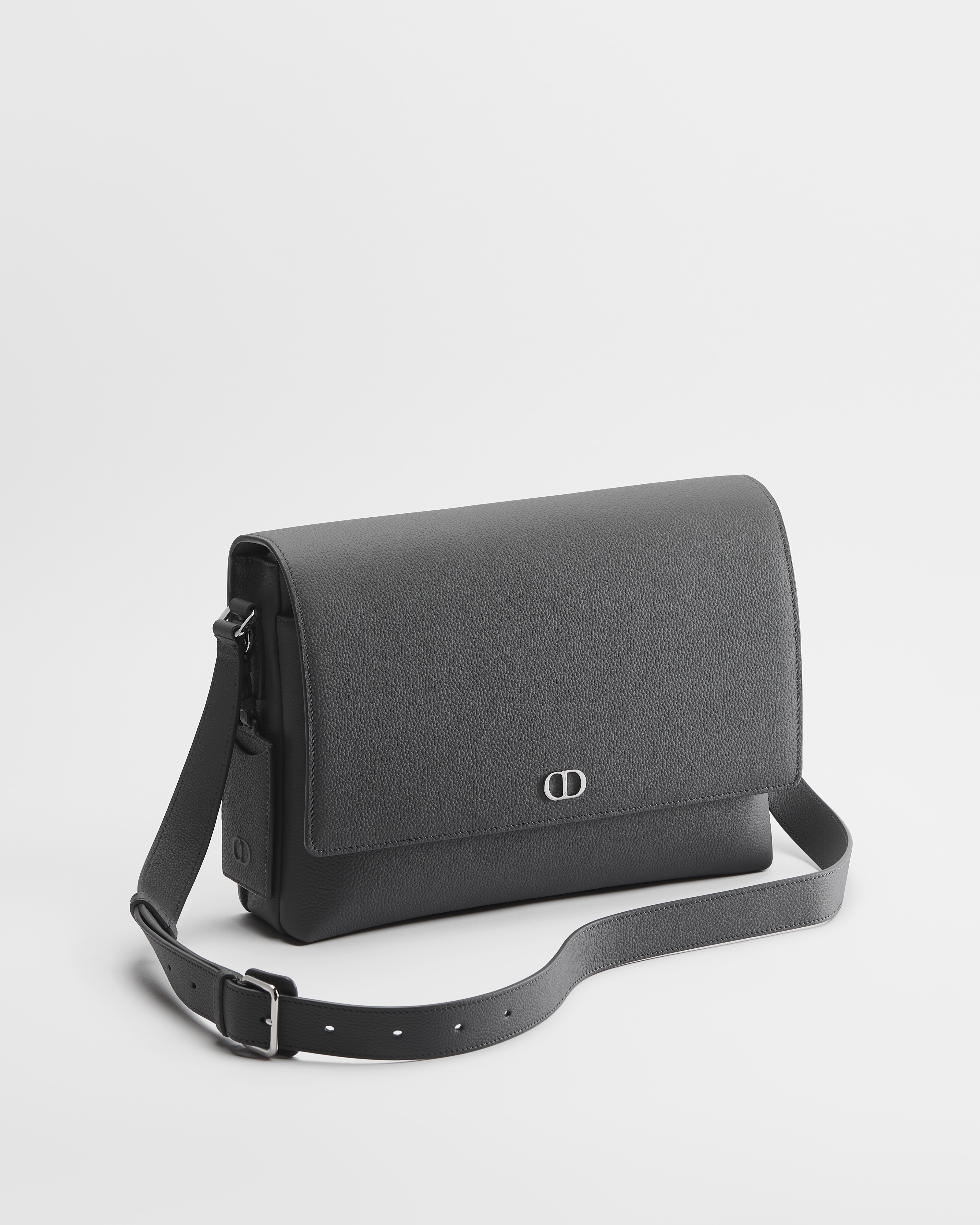 CD Icon Messenger Bag with Flap Gris Flanelle Matte Grained Calfskin E03