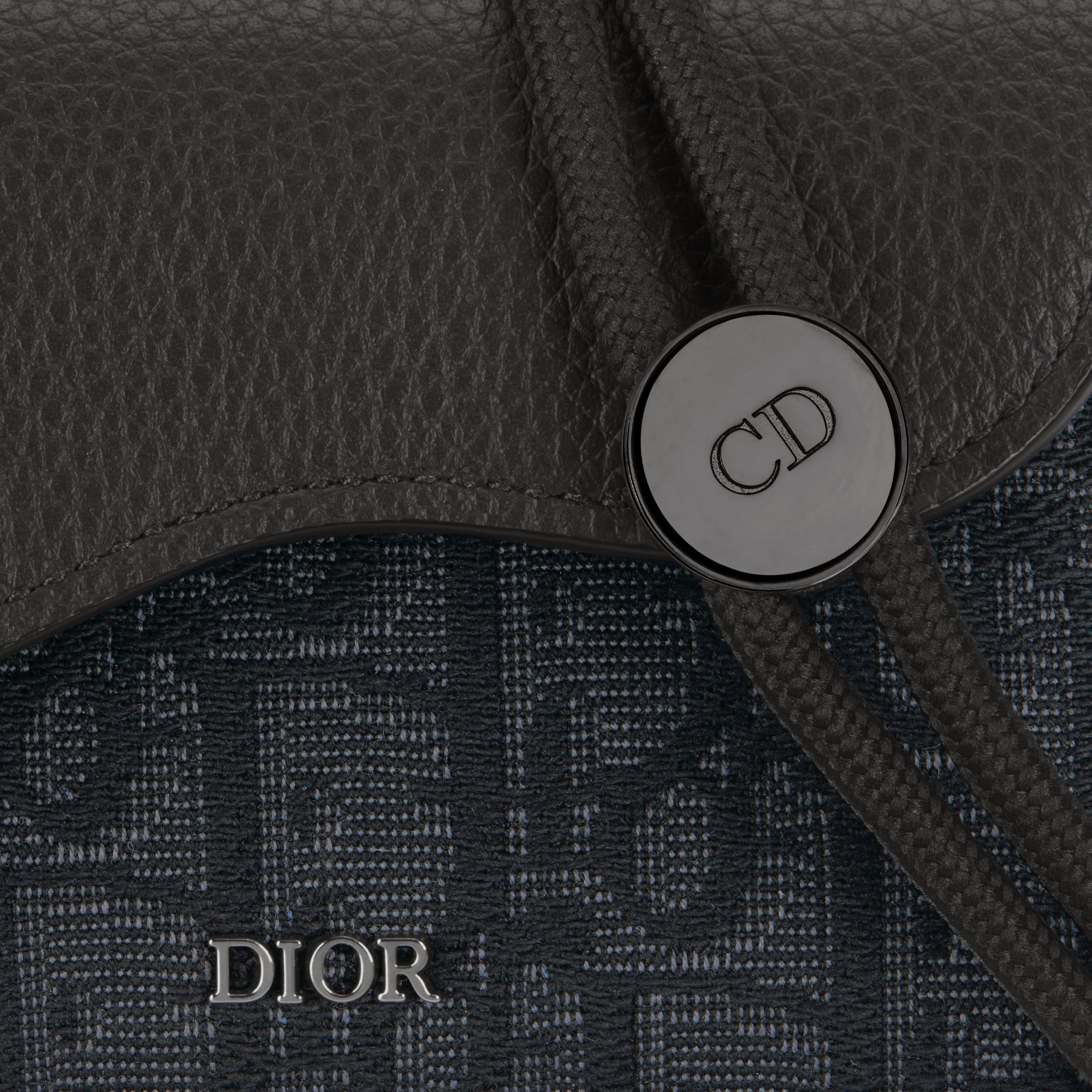 디올 새들 플랩 카드 홀더 2ADBC320YKS_H03E