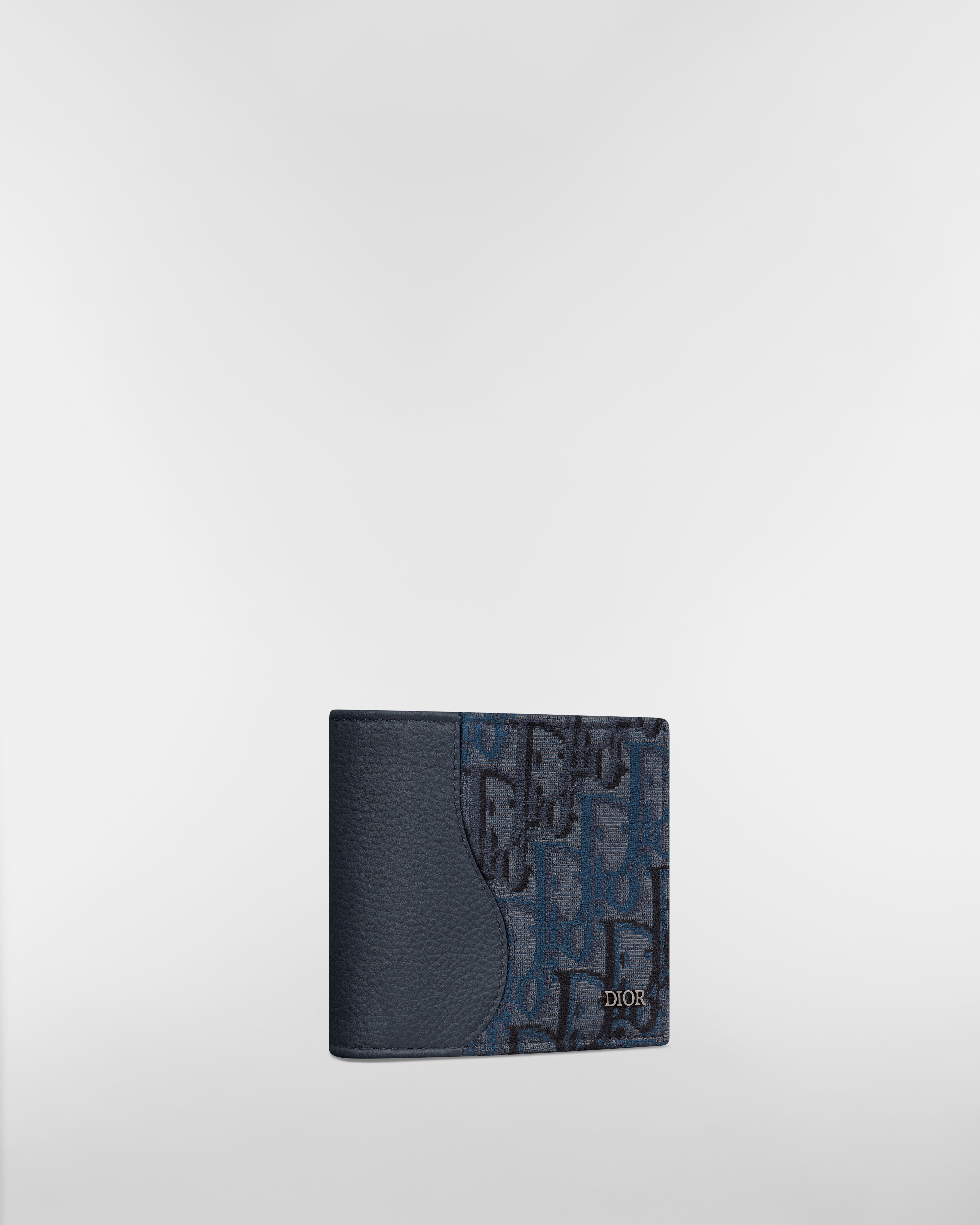 Portefeuille à deux volets Saddle Marqueterie de cuir de veau grainé bleu foncé et toile jacquard Dior Oblique Trio bleu foncé E03