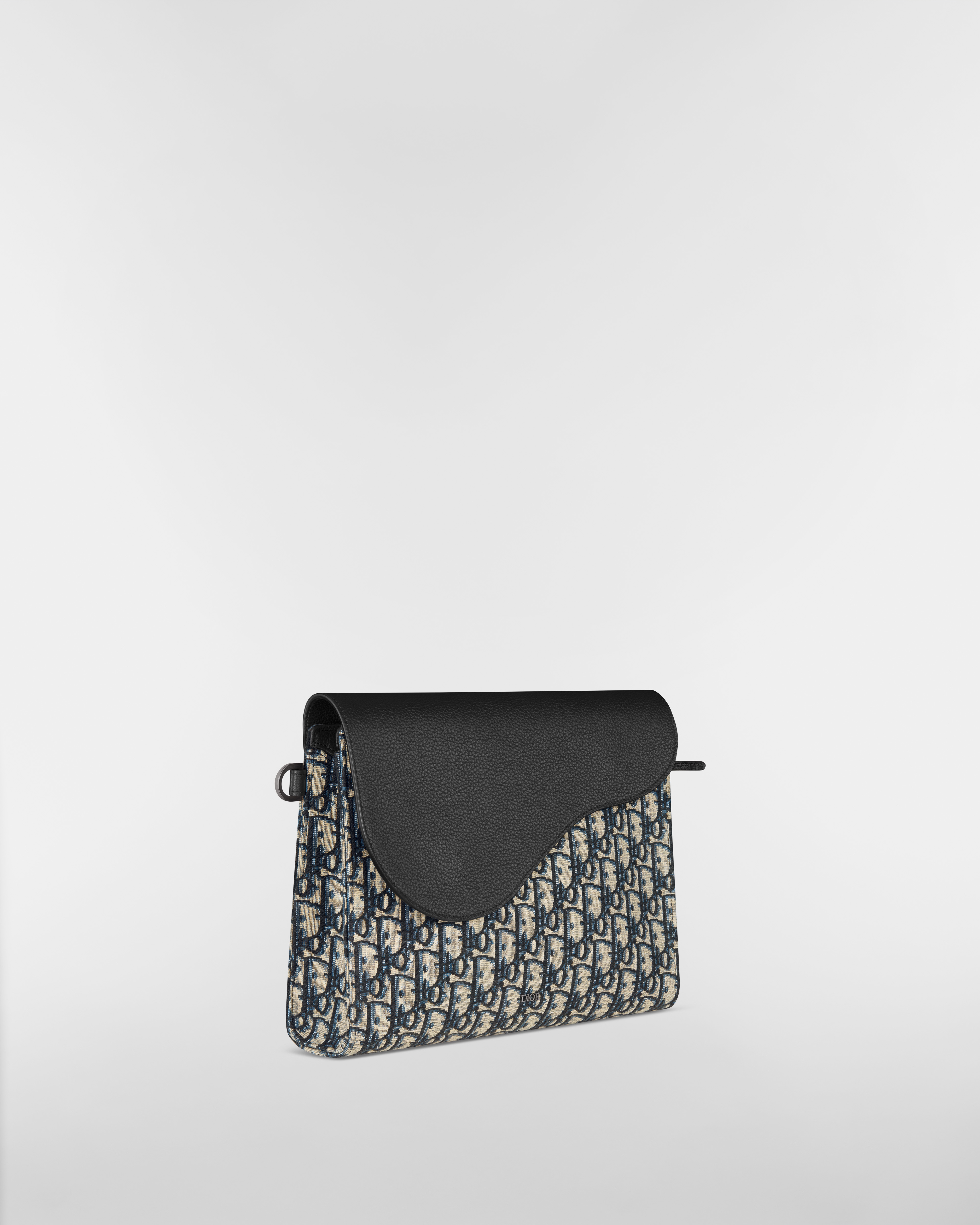 Saddle A5 手拿包 米色和黑色 Dior Oblique 緹花搭配黑色粒面小牛皮 E03