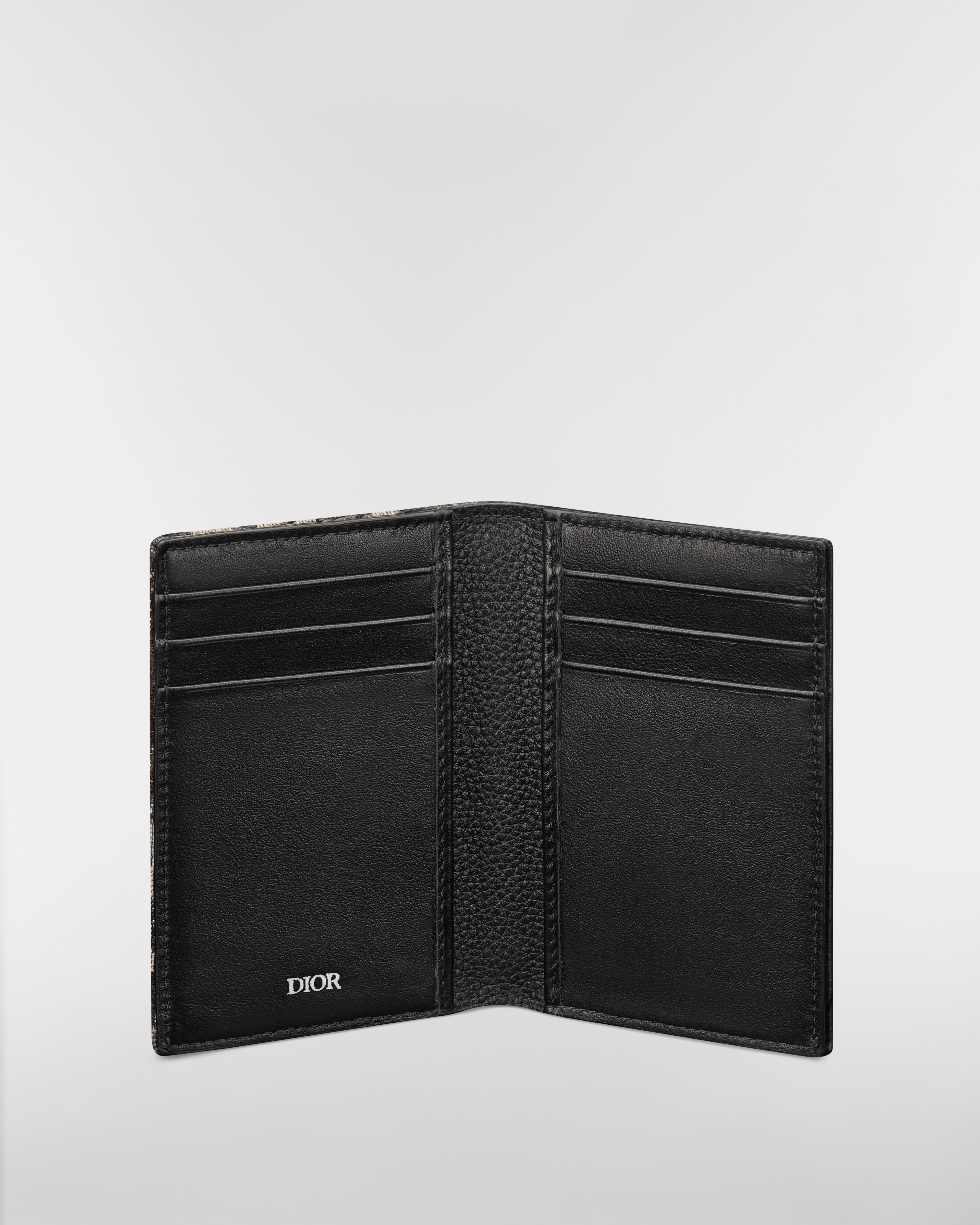 Saddle Bifold Card Holder