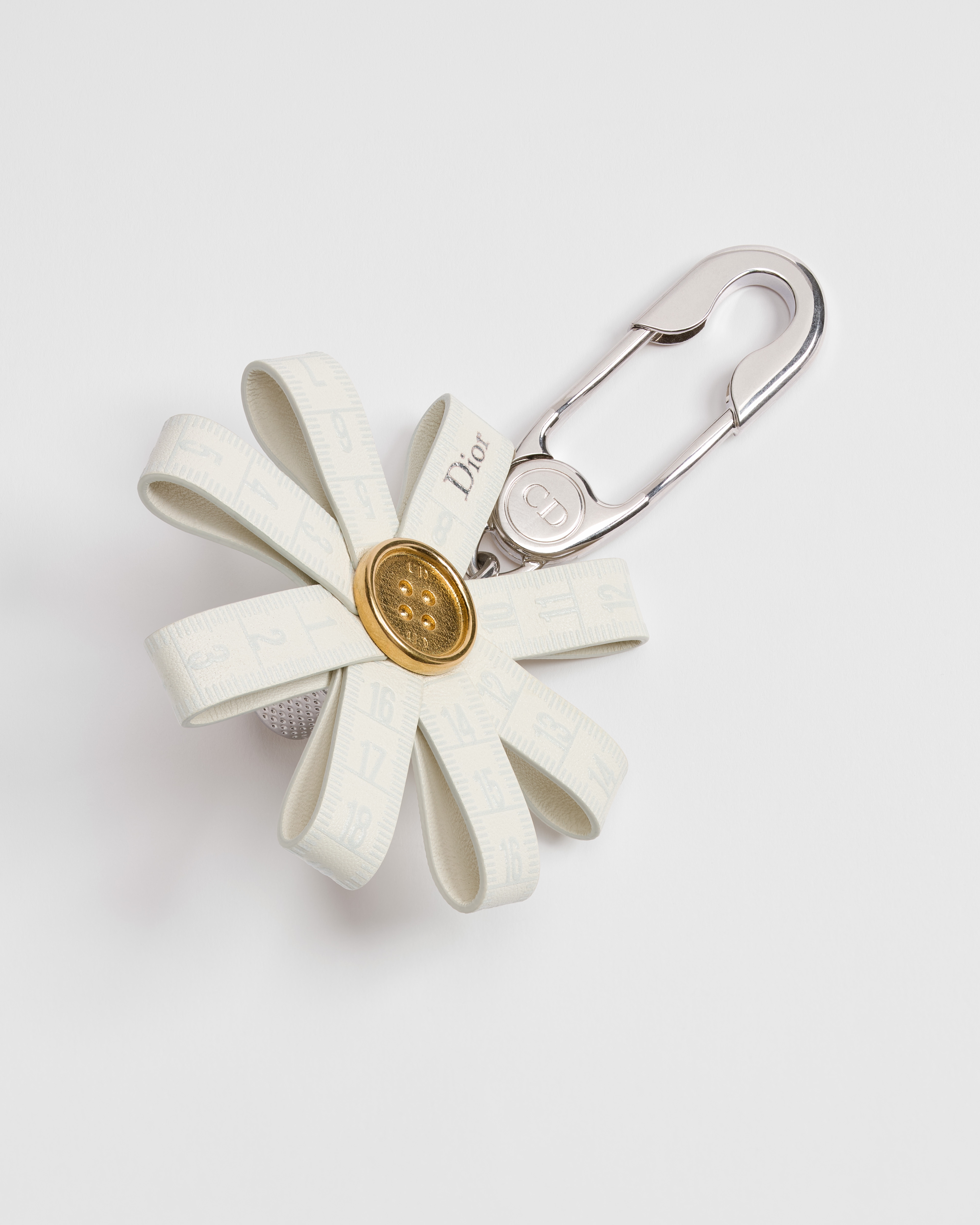 Daisy Key Ring White Smooth Calfskin, Antique Gold-Finish and Silver-Finish Brass E04