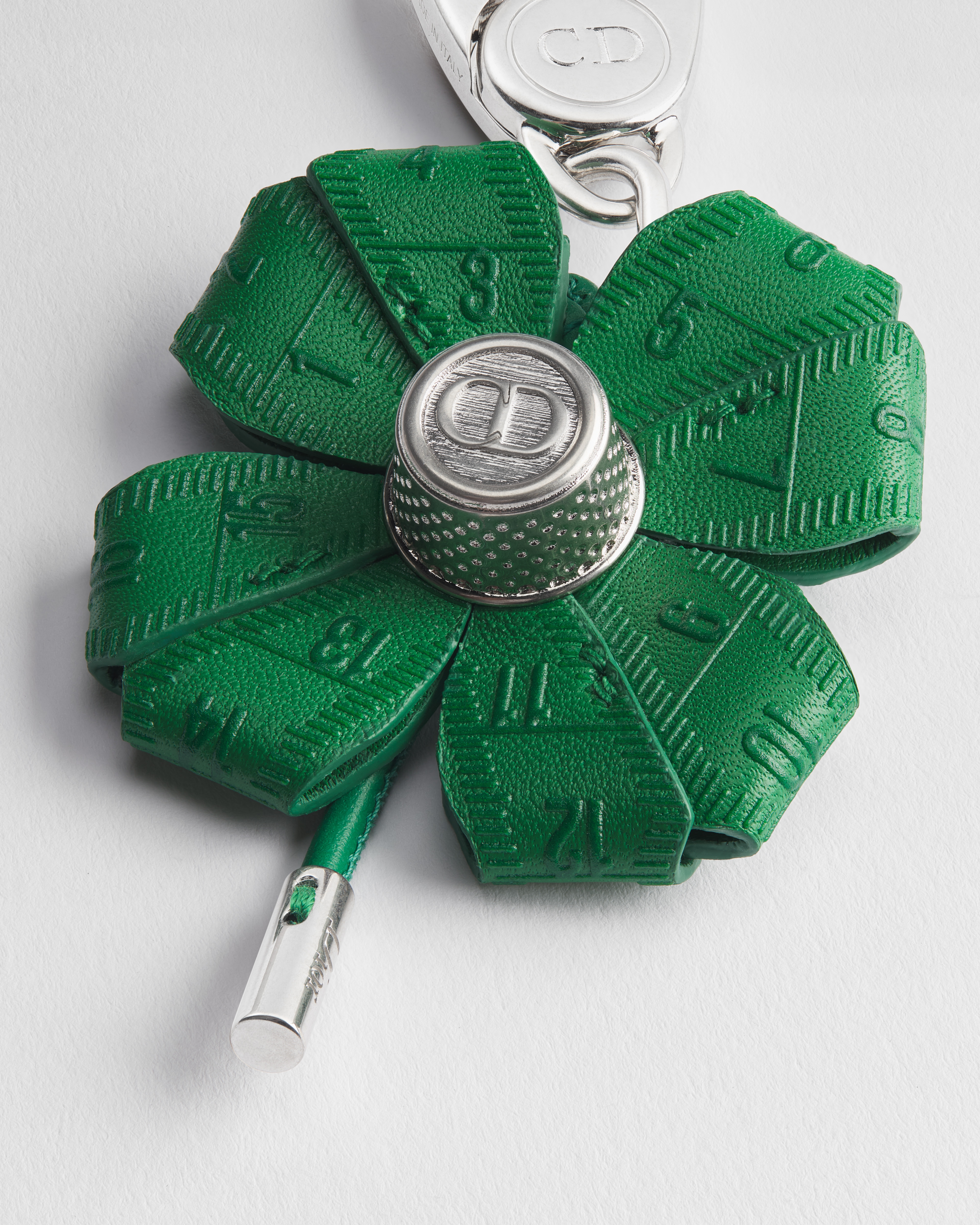 Clover Key Ring Bright Green Smooth Calfskin and Antique Silver-Finish Brass E09