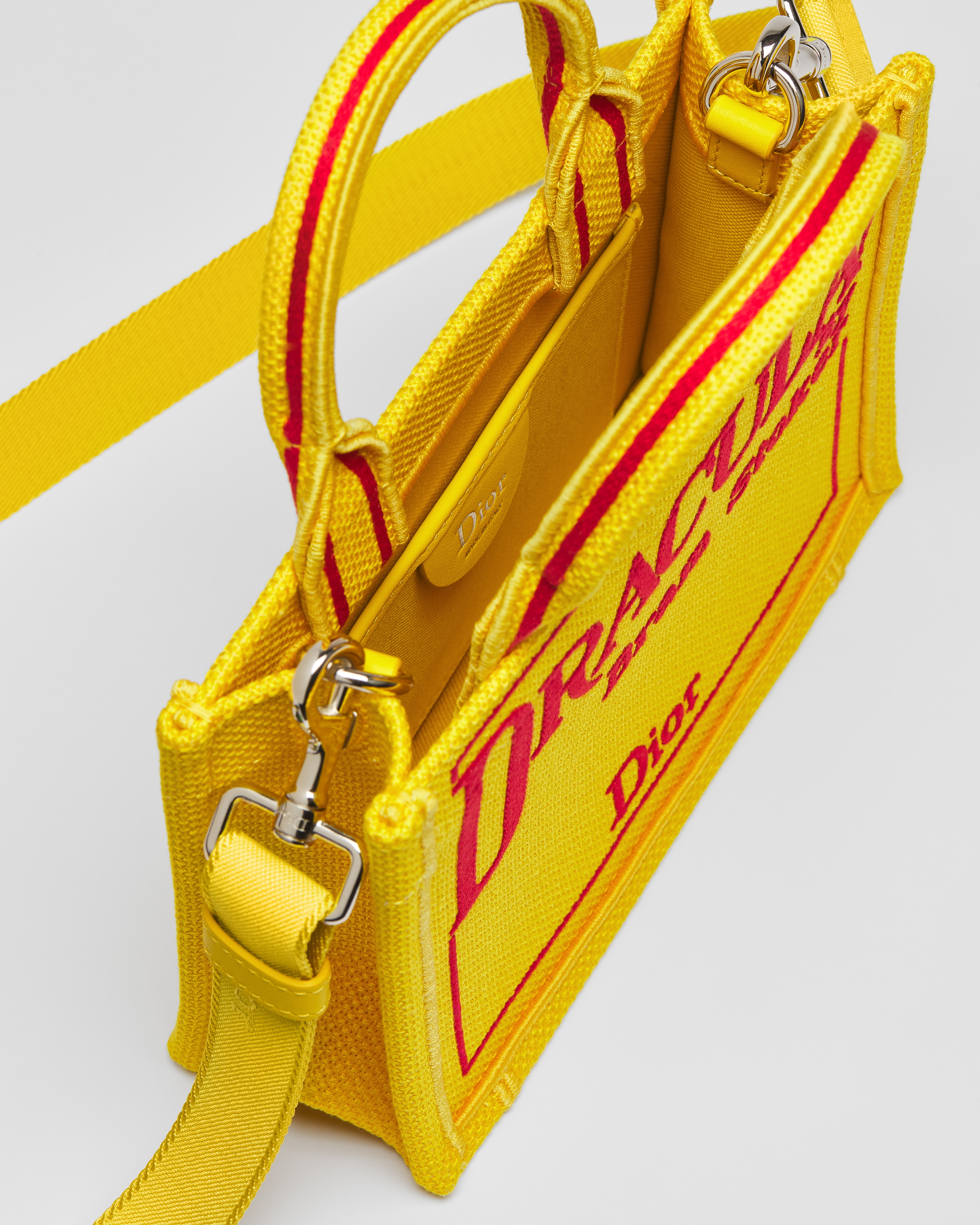 Mini Dior Book Tote mit Schulterriemen Book Cover-Stickerei in Gelb und Rot (20 x 15,5 x 6 cm) E06
