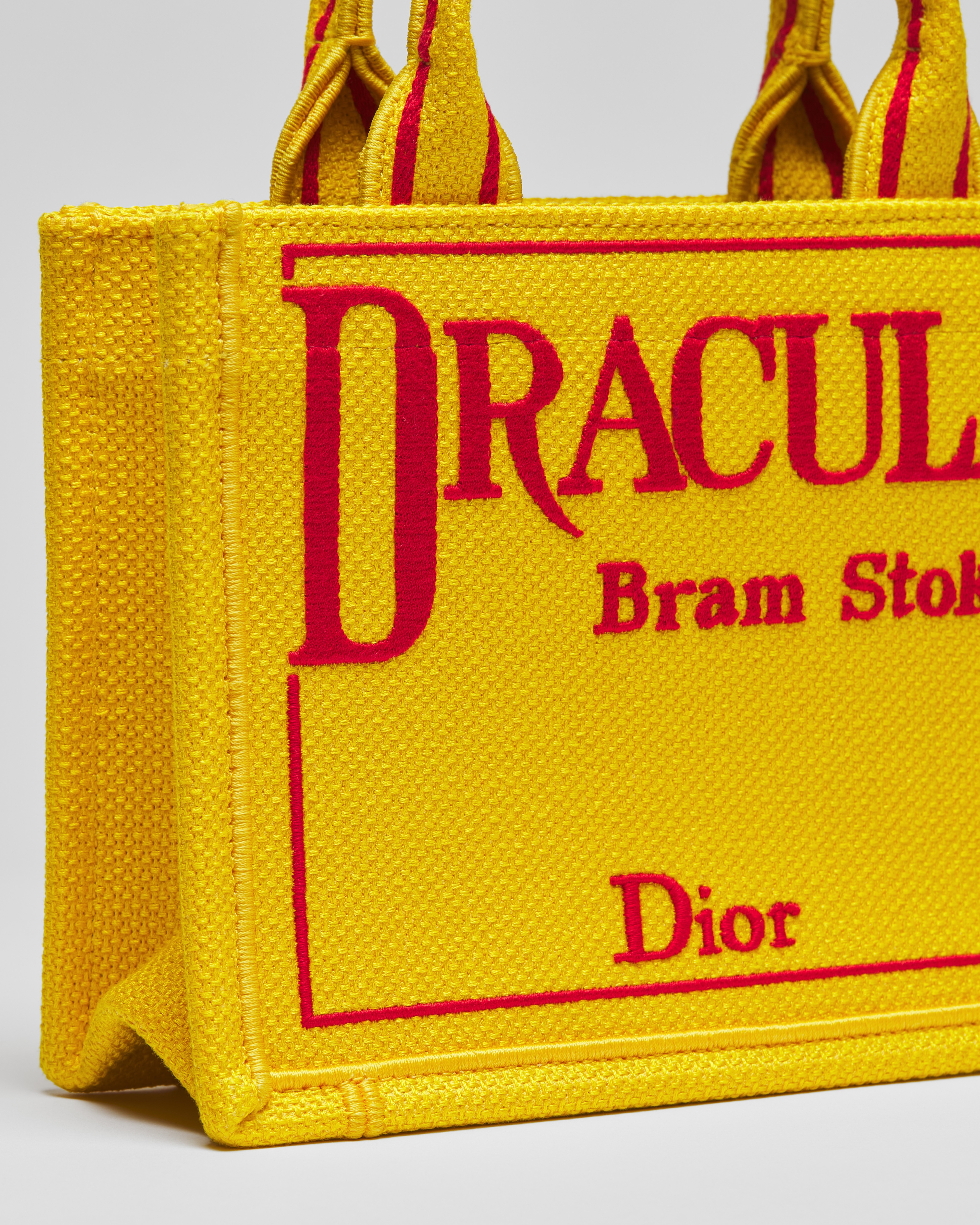 Borsa mini Dior Book Tote a tracolla Ricamo Book Cover giallo e rosso (20 x 15,5 x 6 cm) E09