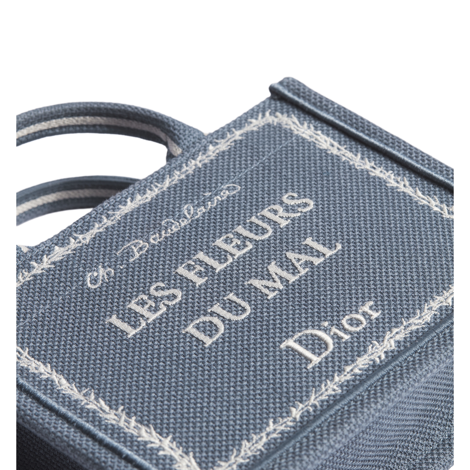 Mini Dior Book Tote with Strap Blue and White Book Cover Embroidery (20 x 15.5 x 6 cm) E09