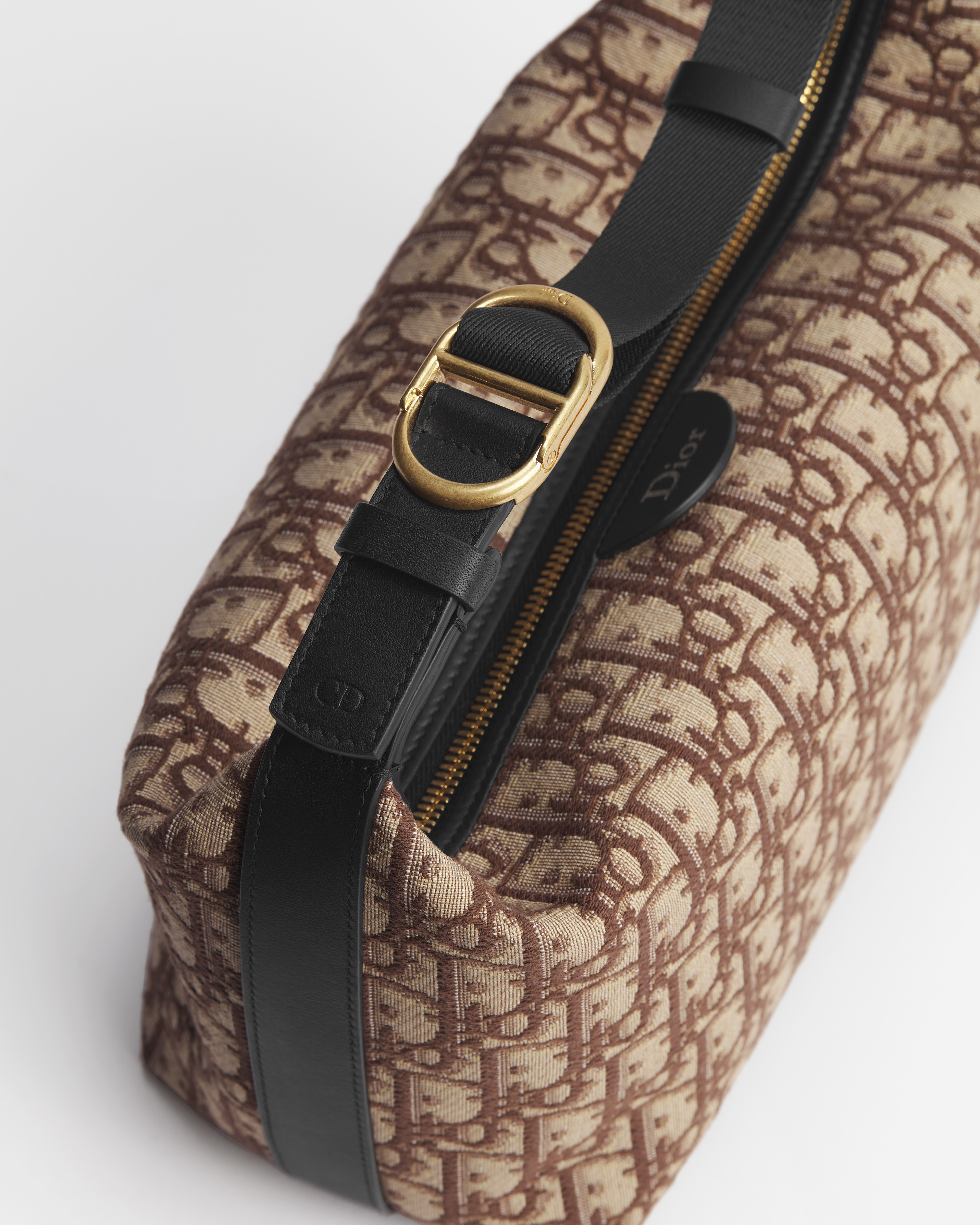 Dior Jett 手拿包 棕色 Dior Oblique 緹花 E09