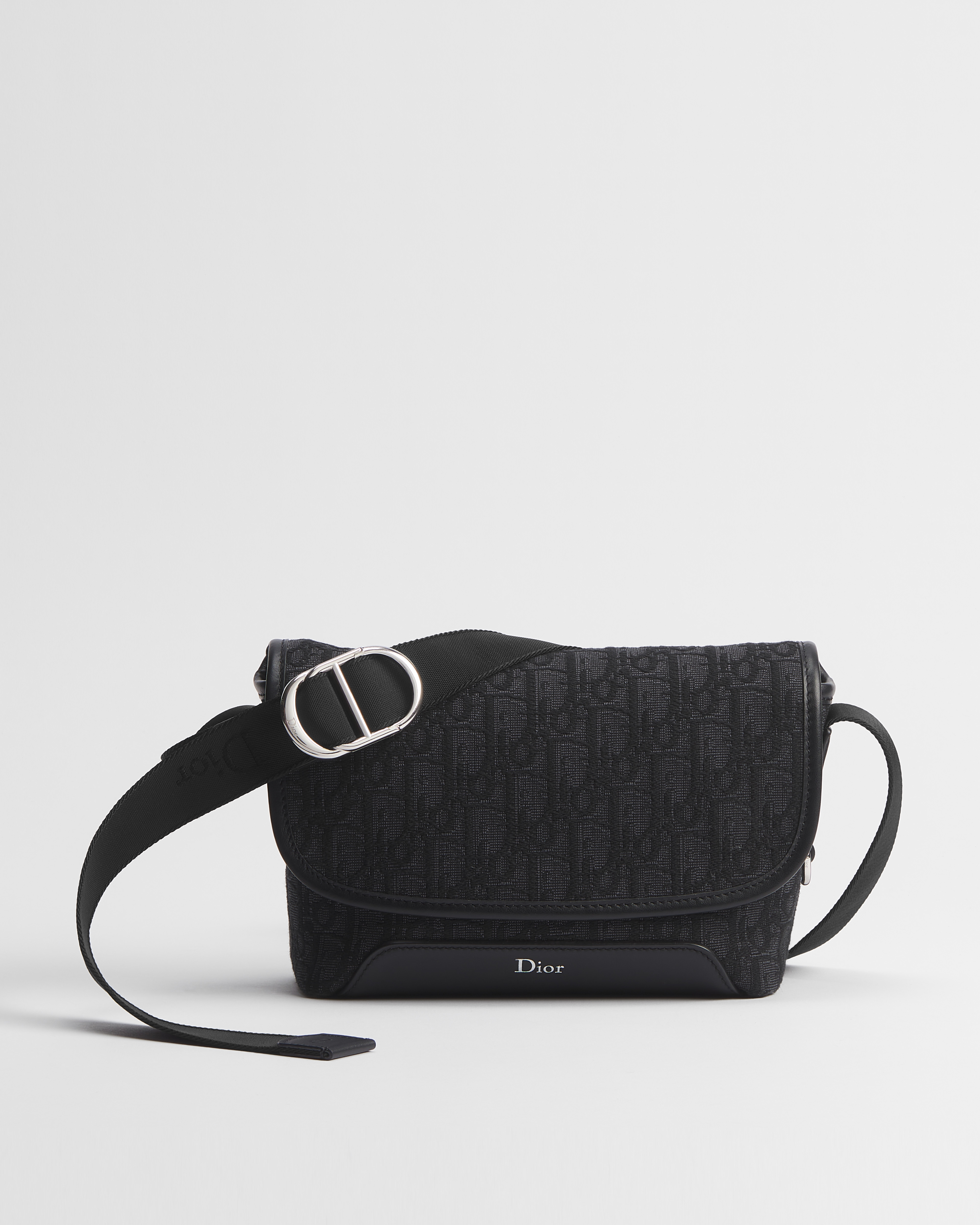 迷你 Dior Jett 翻蓋郵差袋 黑色 Dior Oblique 緹花 E01