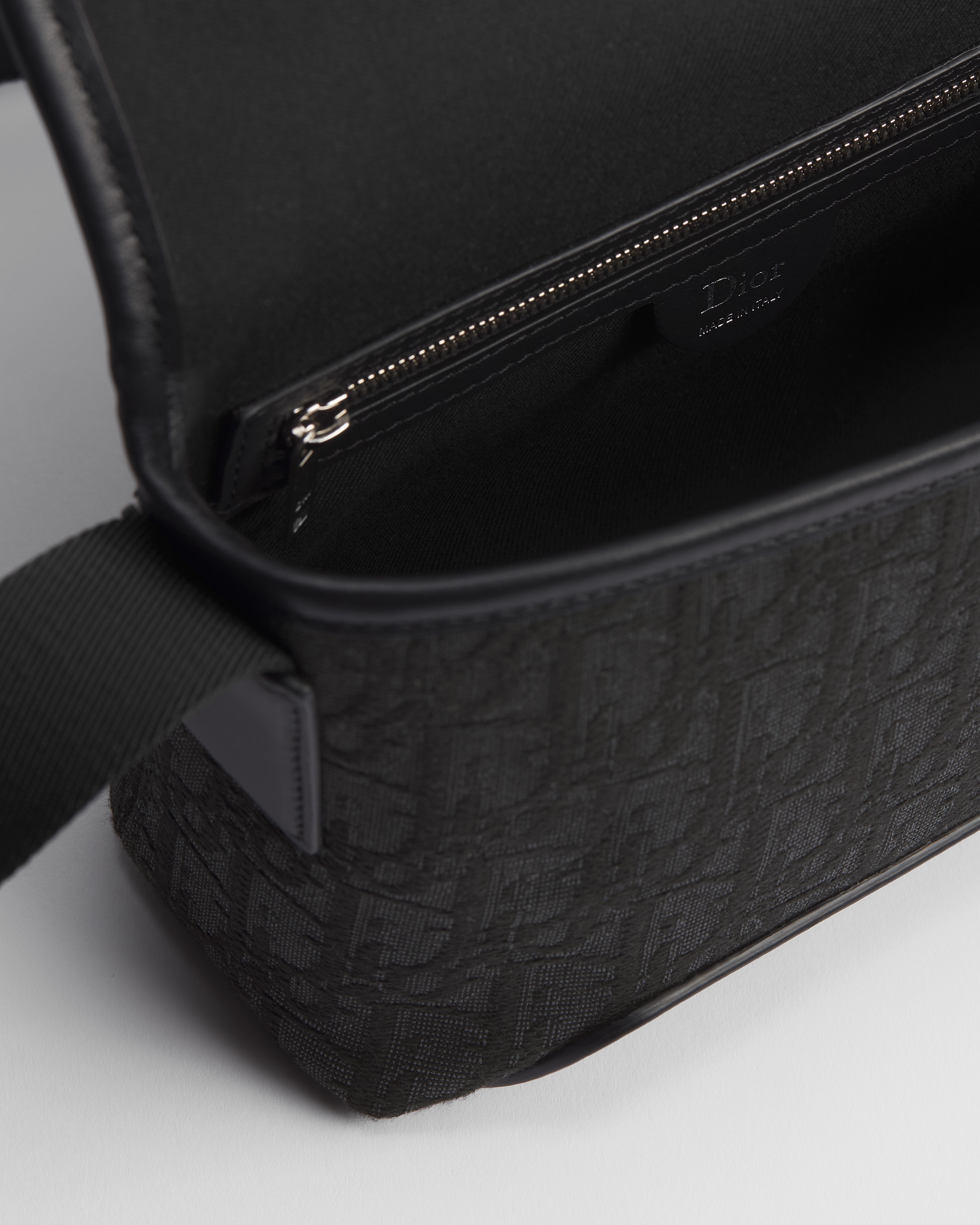 迷你 Dior Jett 翻蓋郵差袋 黑色 Dior Oblique 緹花 E06