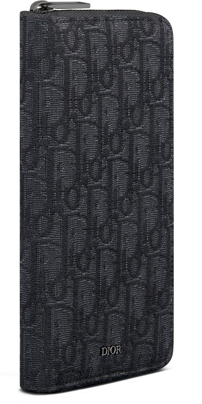 Vertical Long Zipped Wallet Three quarter closed view